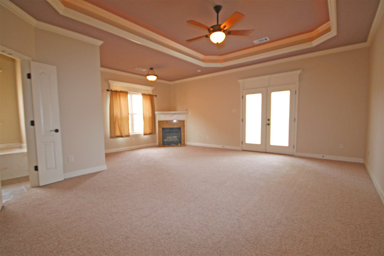 MILLERS CROSSING - Residential