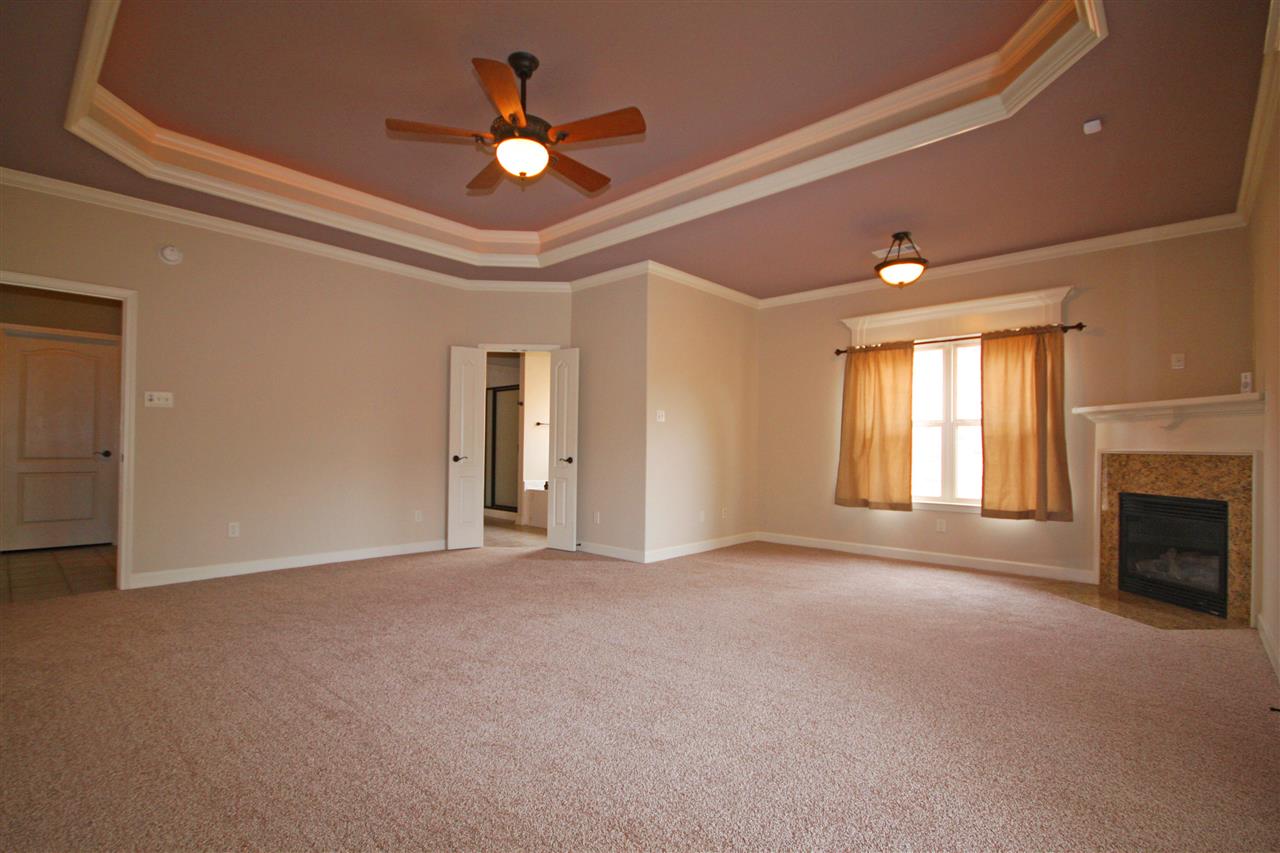 MILLERS CROSSING - Residential