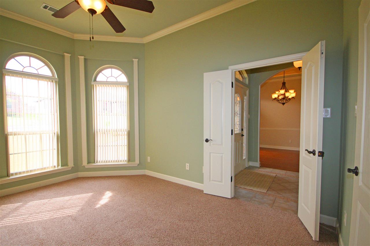 MILLERS CROSSING - Residential