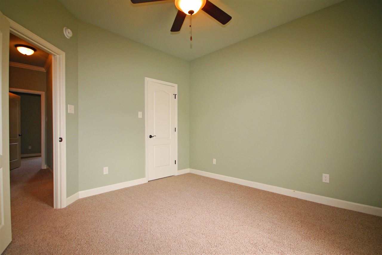 MILLERS CROSSING - Residential