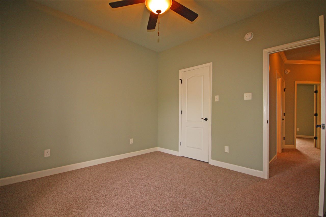 MILLERS CROSSING - Residential