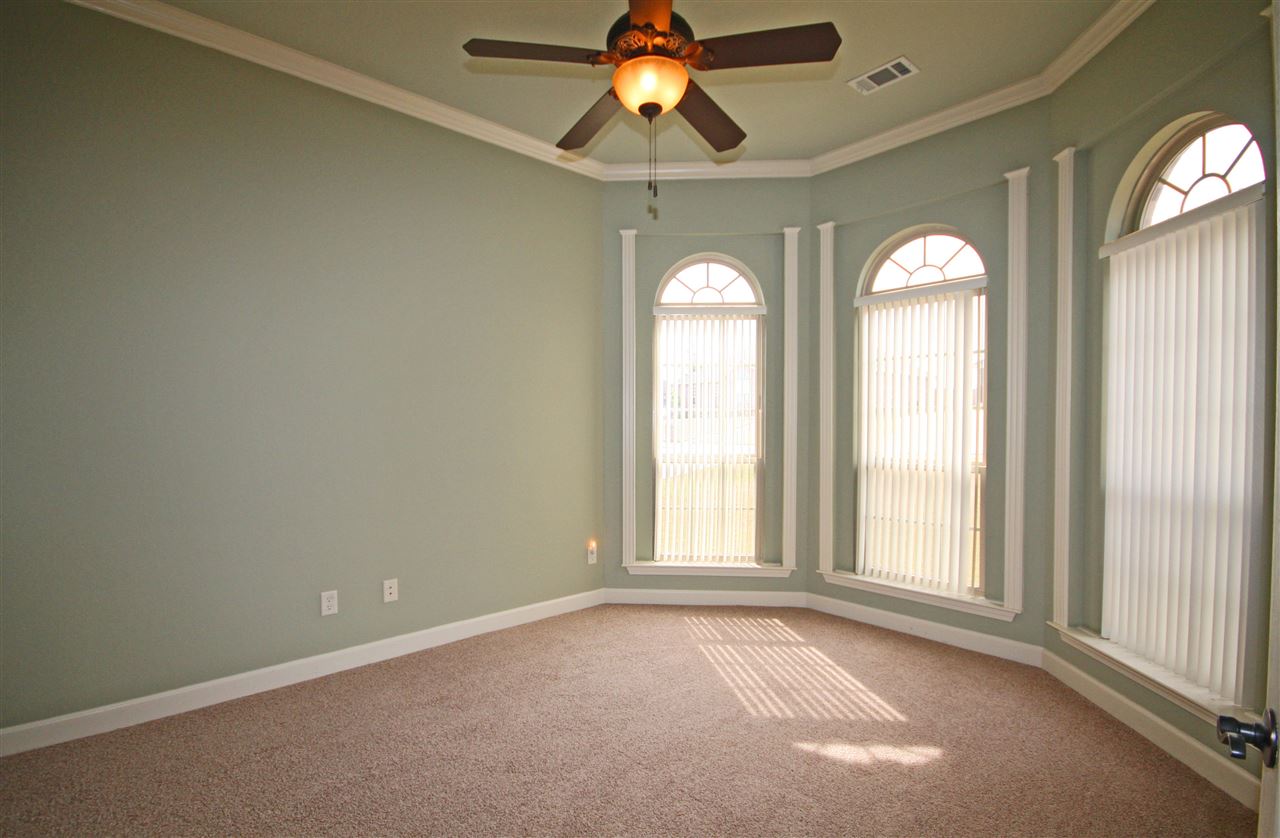 MILLERS CROSSING - Residential