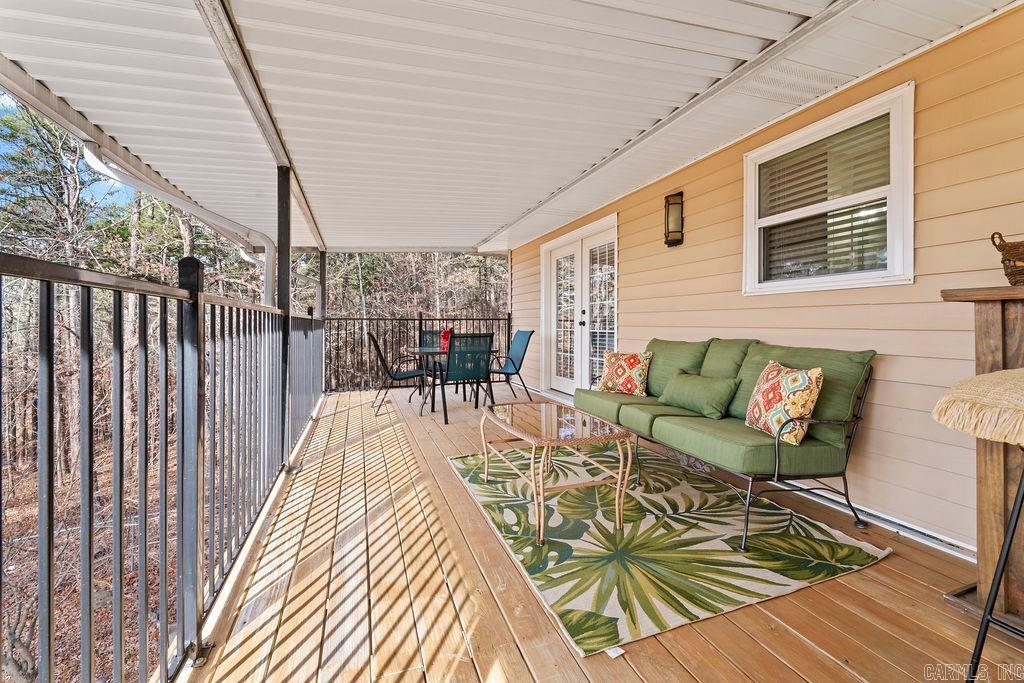 LAKEWOOD - Residential