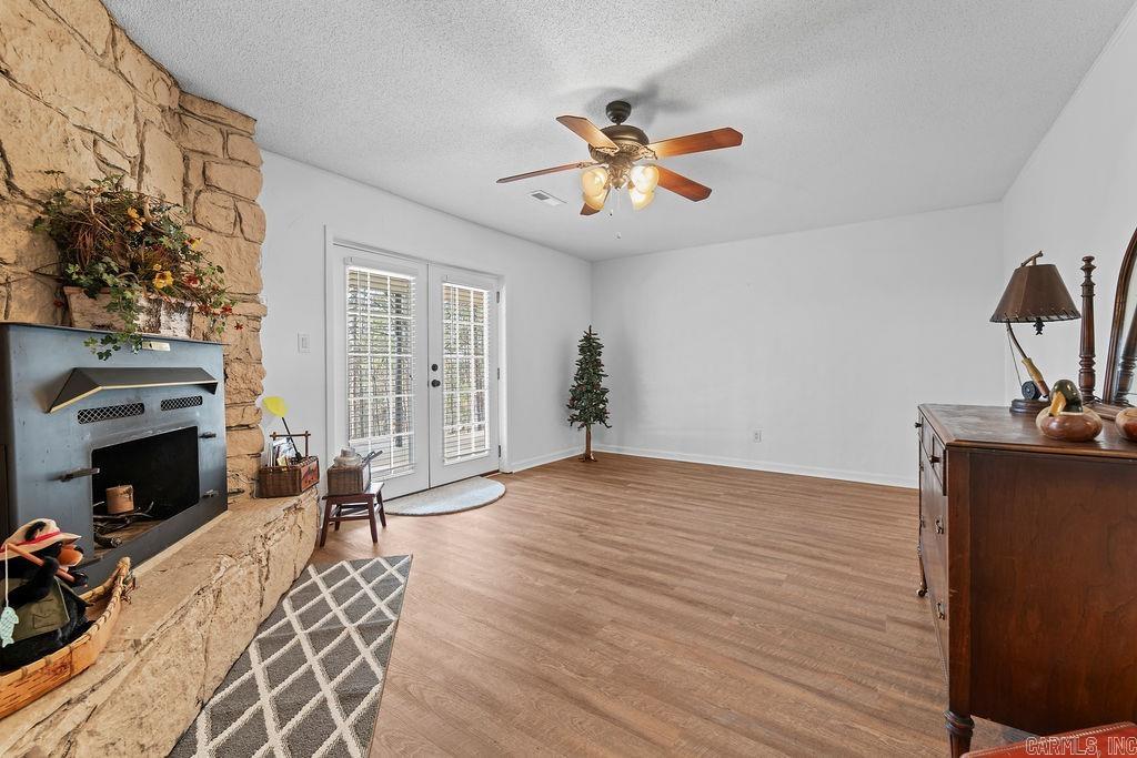LAKEWOOD - Residential