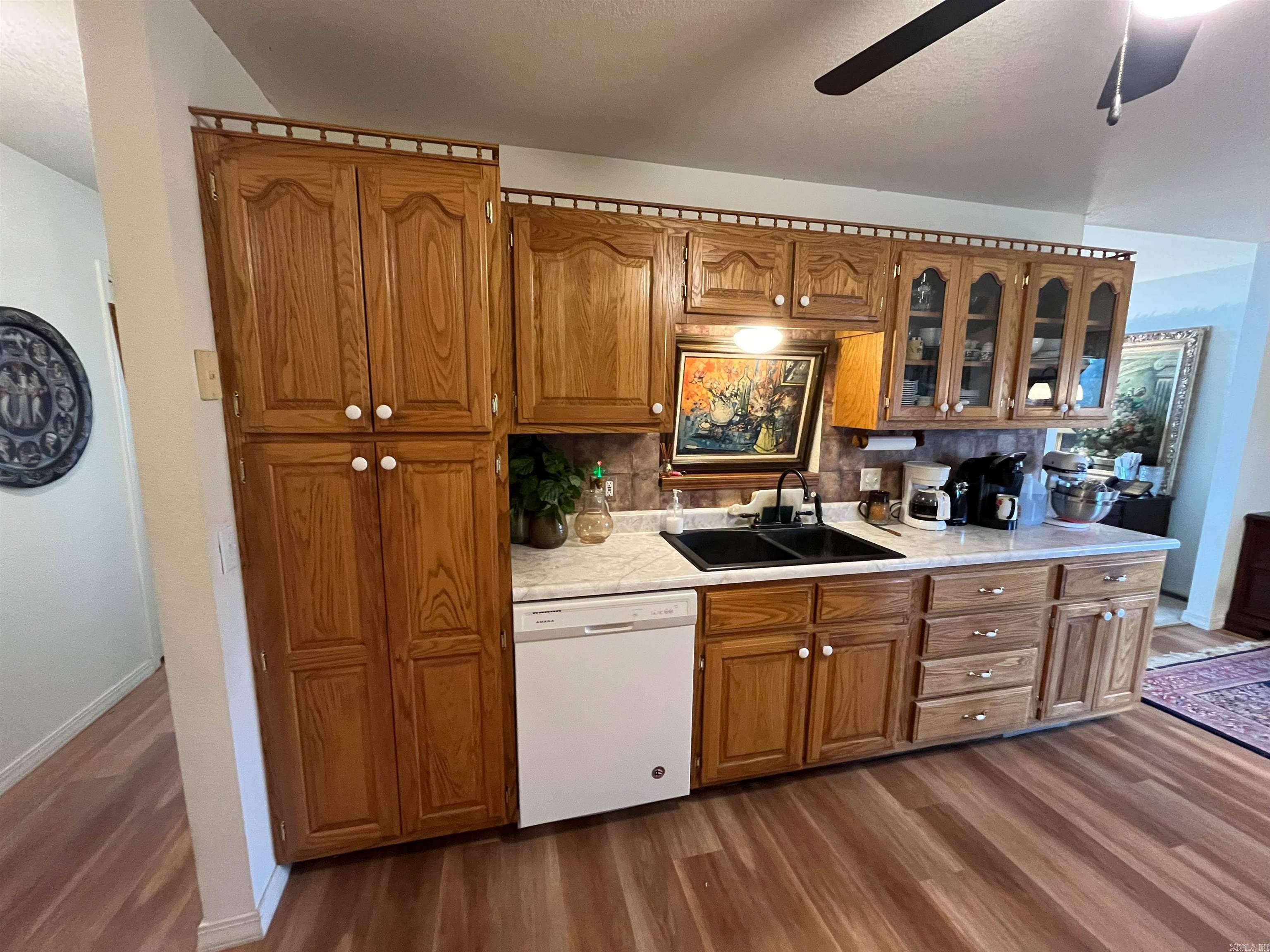 MAMMOTH SPRING ORIGINAL - Residential