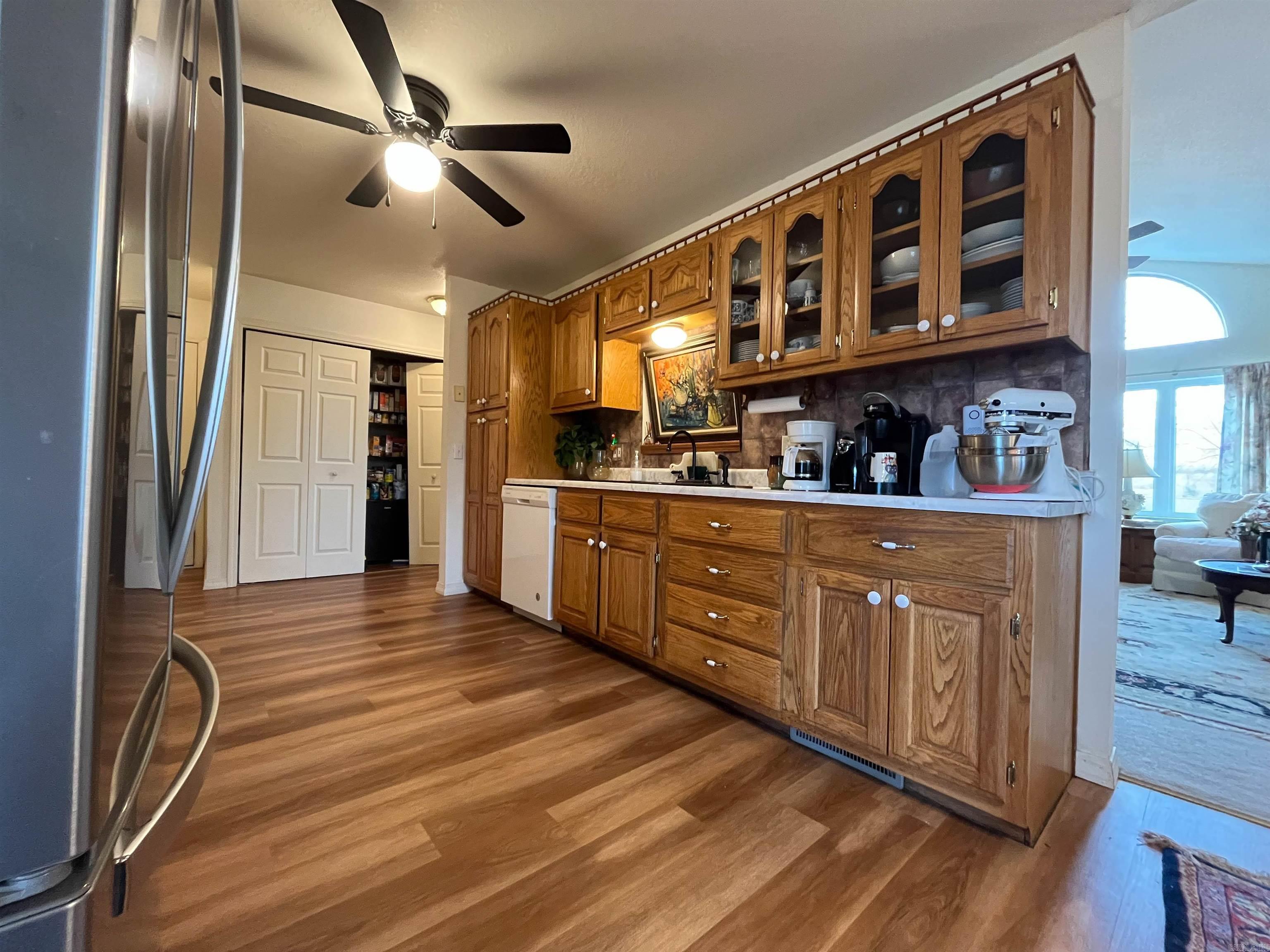 MAMMOTH SPRING ORIGINAL - Residential