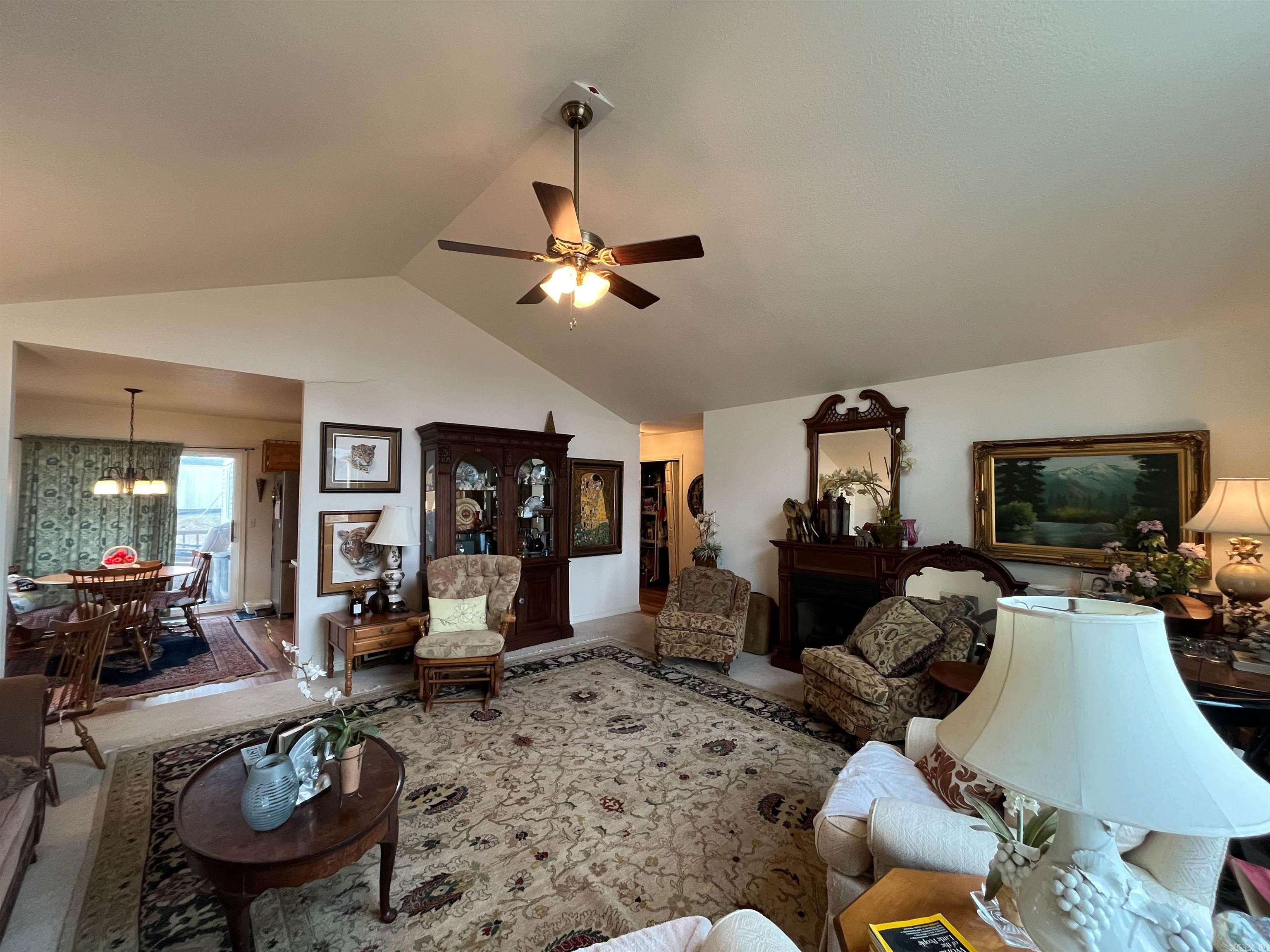 MAMMOTH SPRING ORIGINAL - Residential