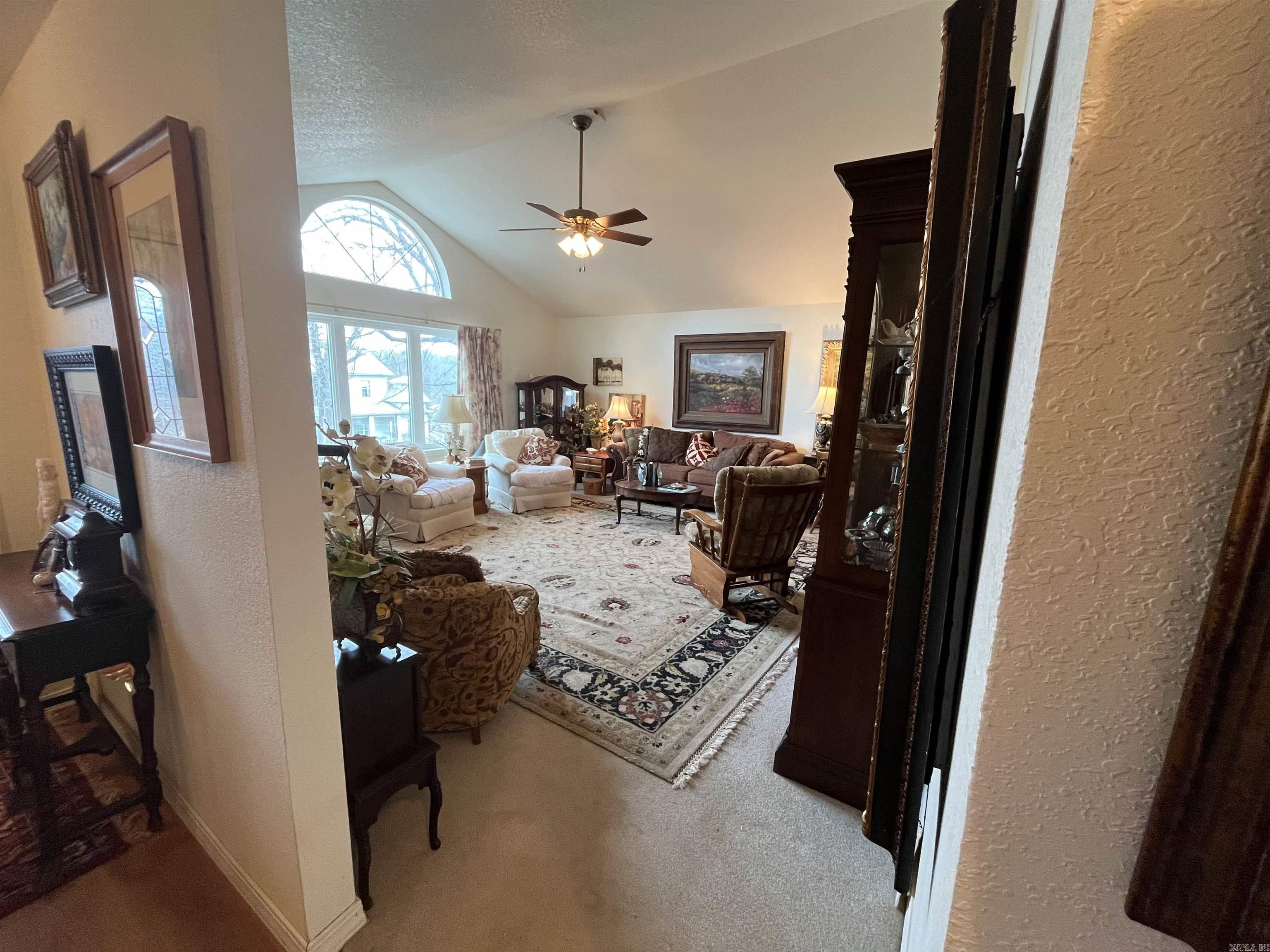 MAMMOTH SPRING ORIGINAL - Residential