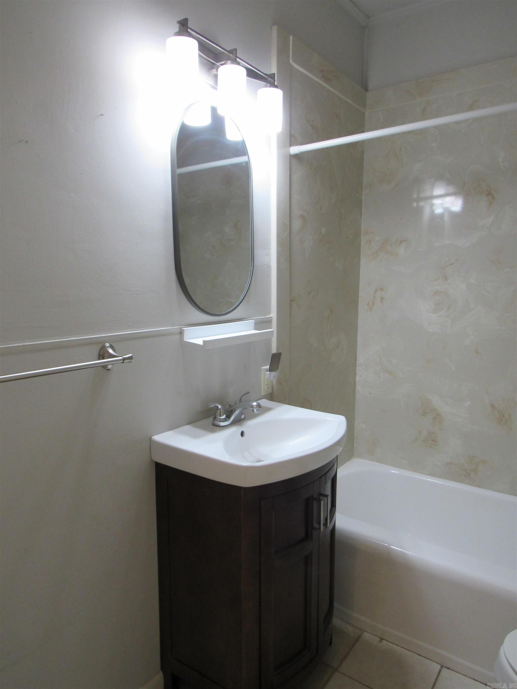 OT Cabot - Residential Lease