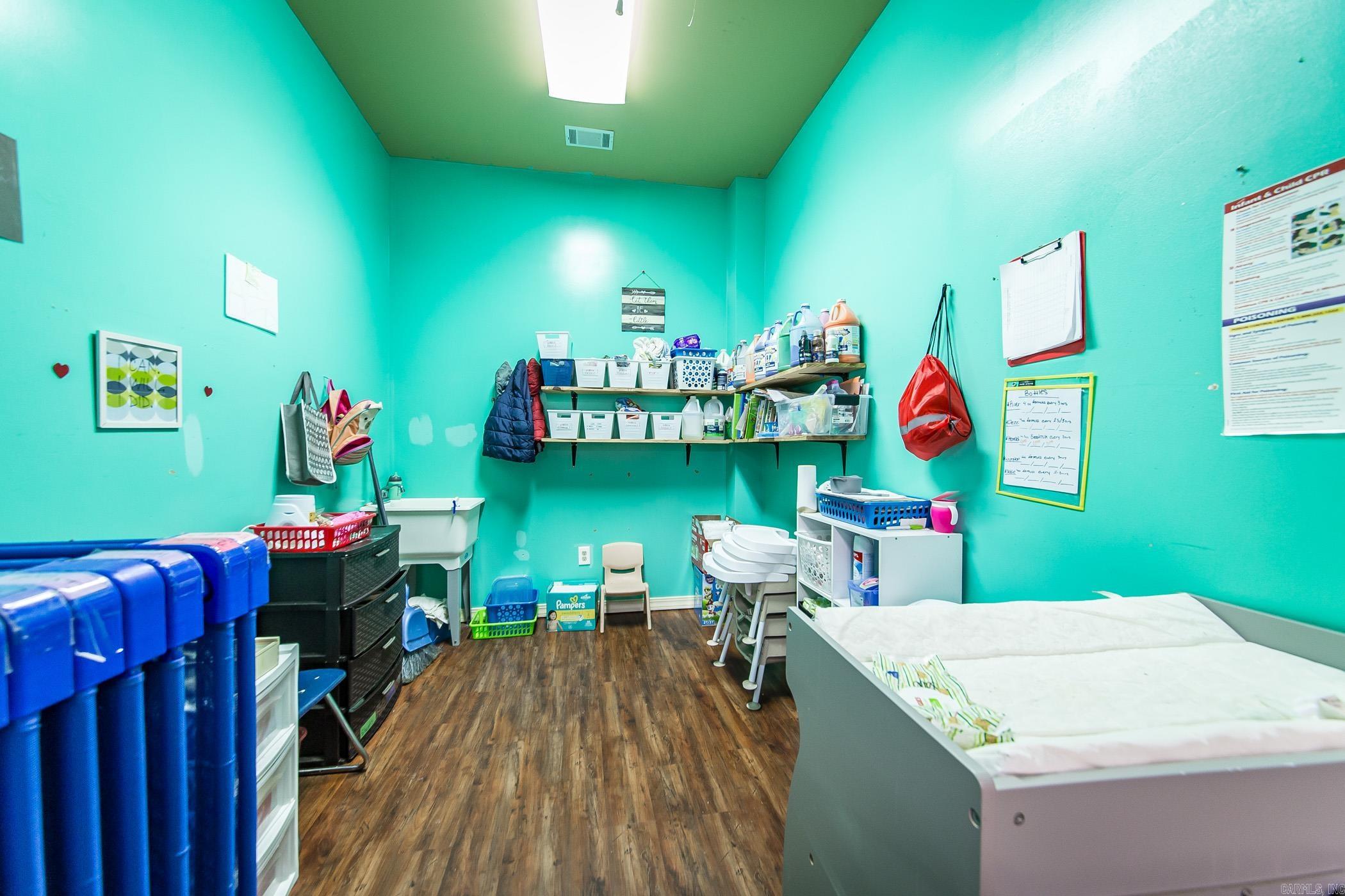 Metes & Bounds - Commercial Sale