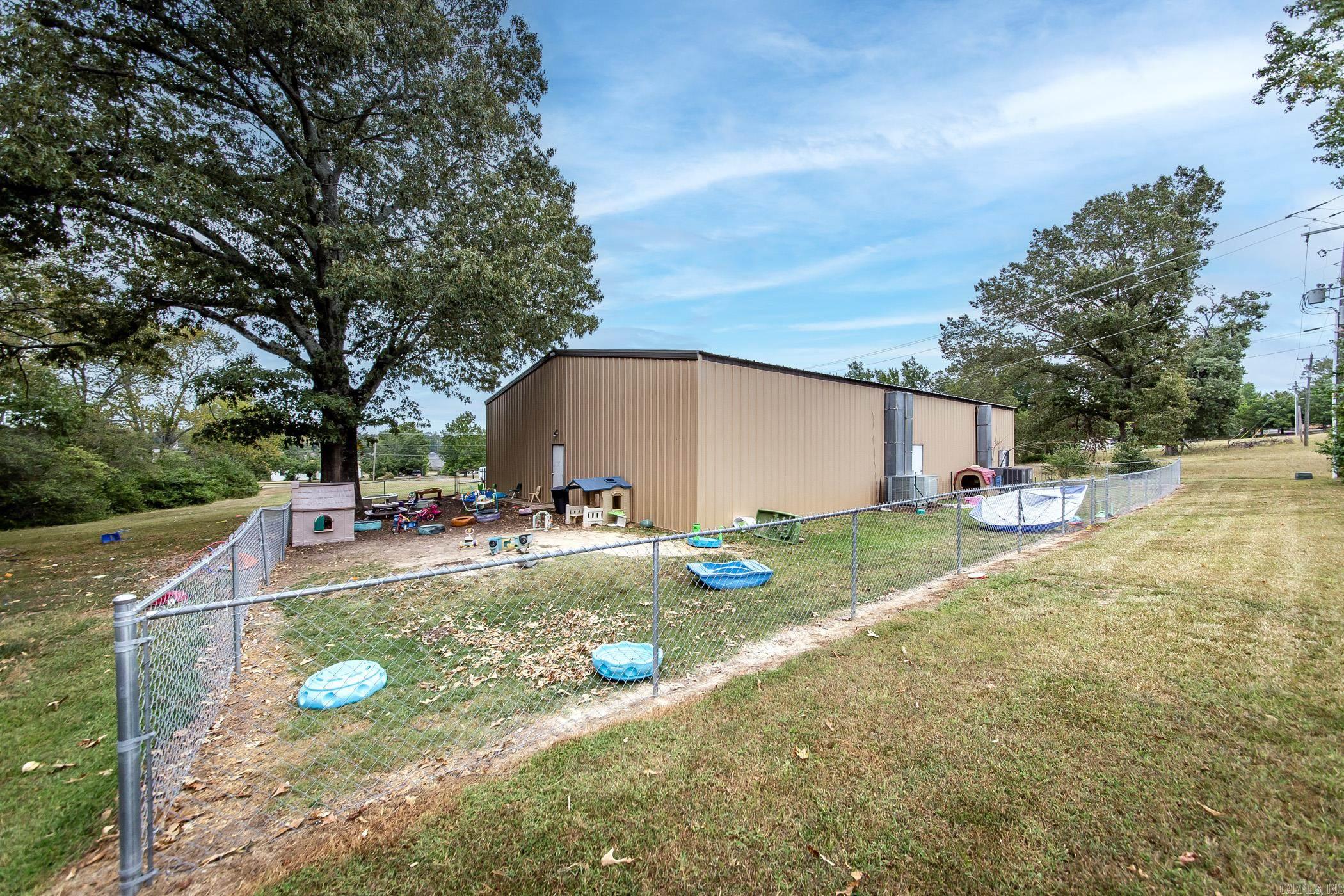 Metes & Bounds - Commercial Sale