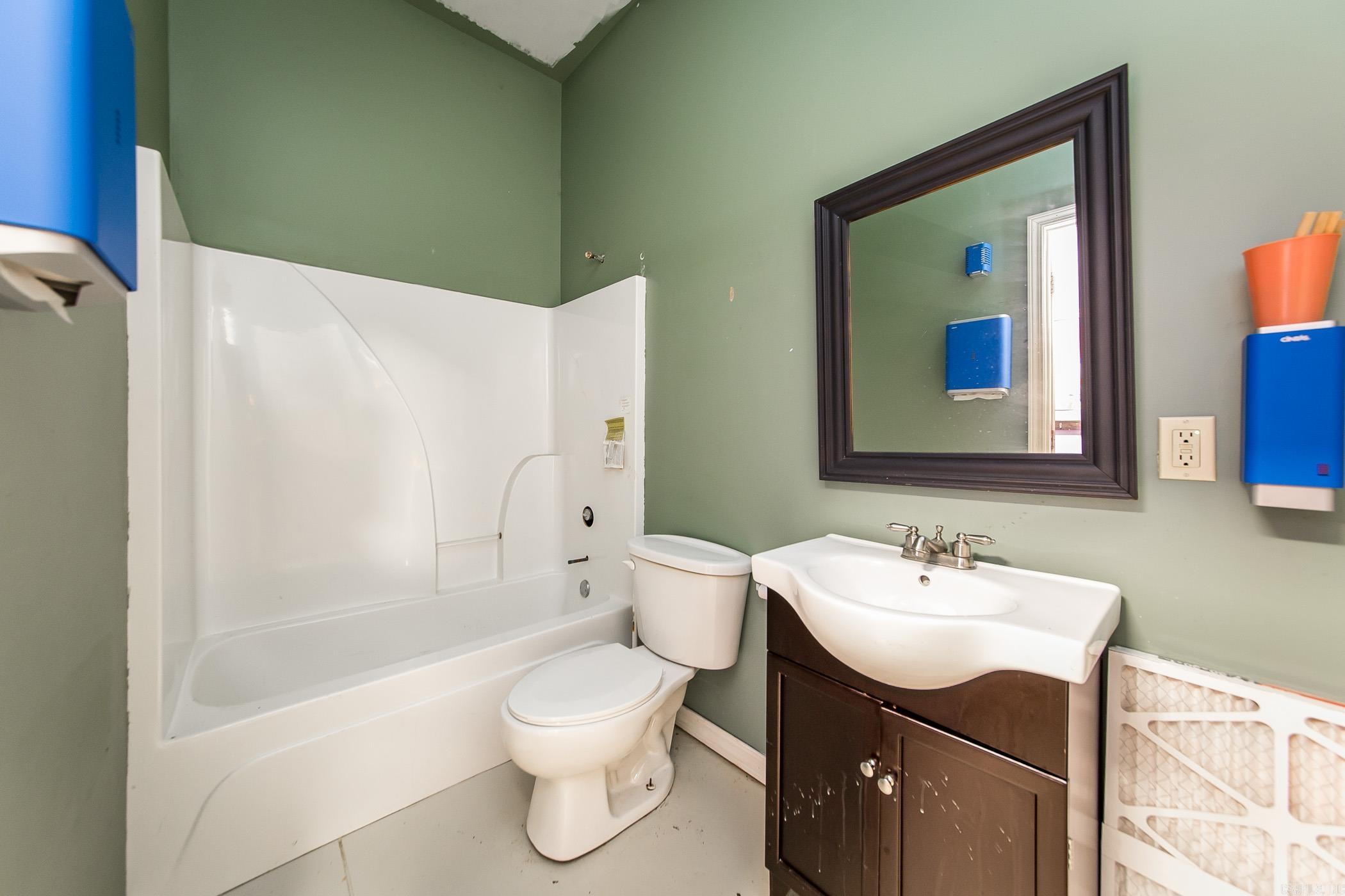 Metes & Bounds - Commercial Sale