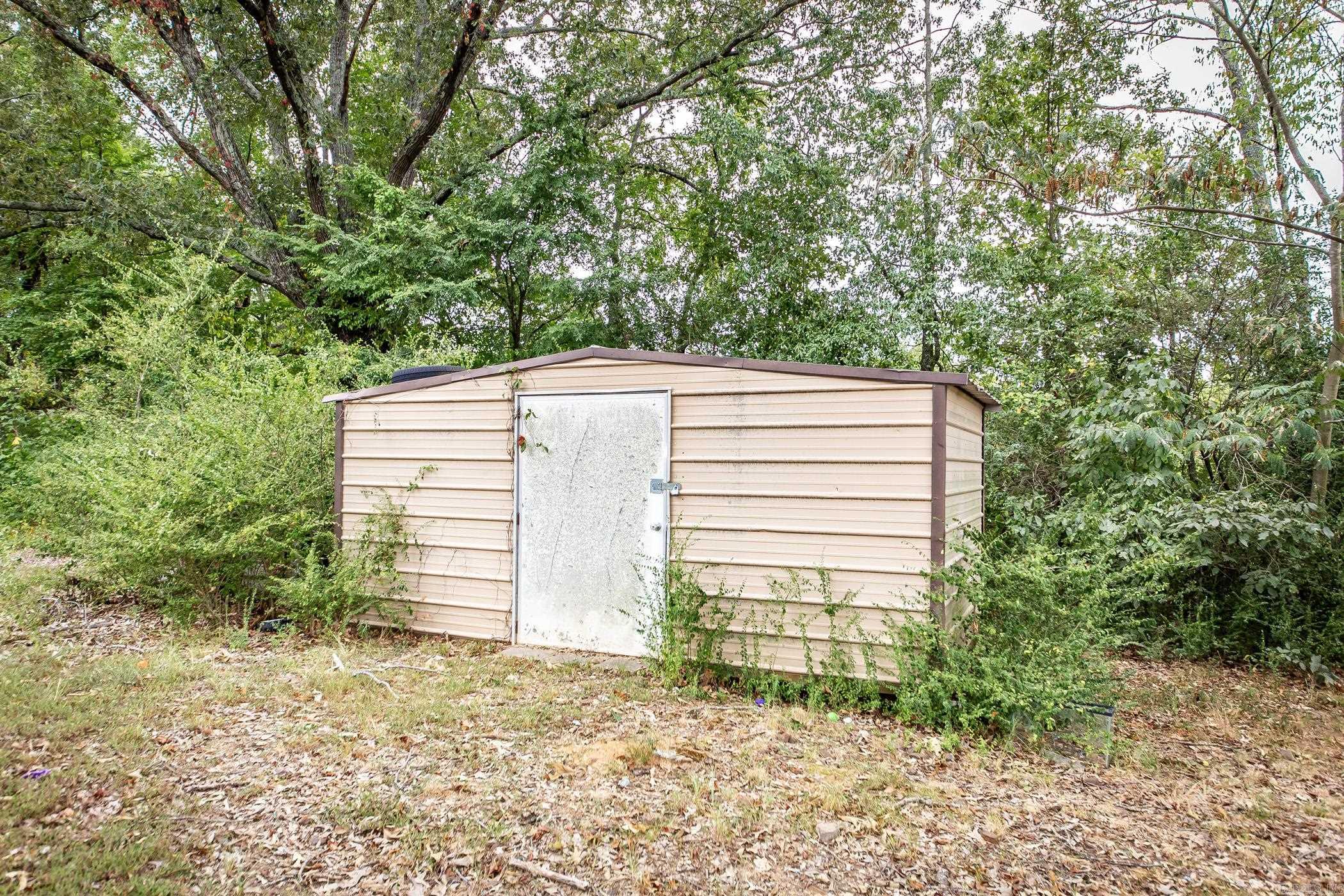 Metes & Bounds - Commercial Sale