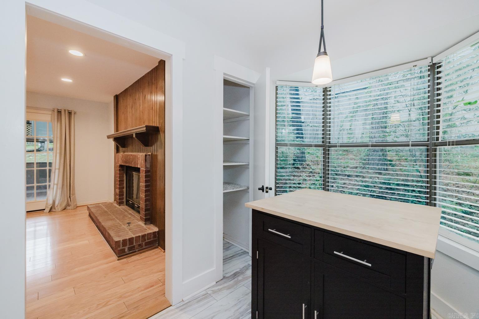 PLEASANT VIEW - Residential