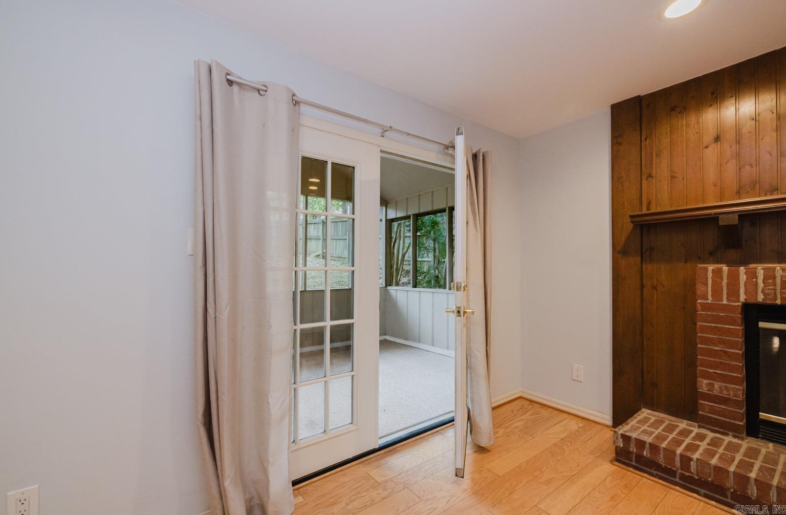 PLEASANT VIEW - Residential