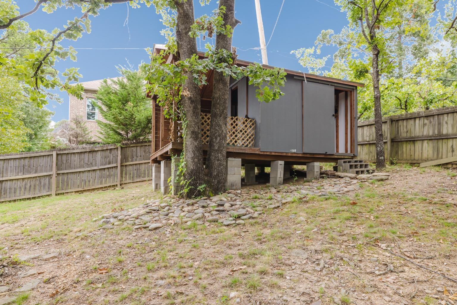 PLEASANT VIEW - Residential