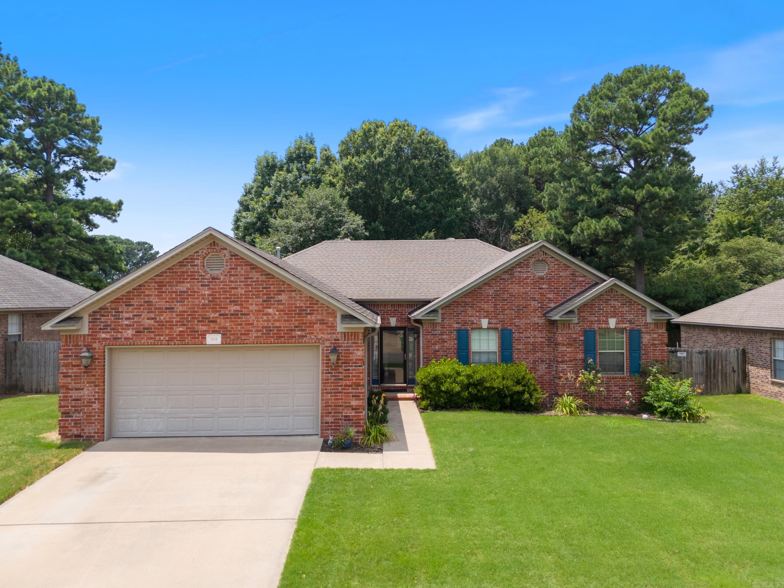 JEREMY COVE - Residential