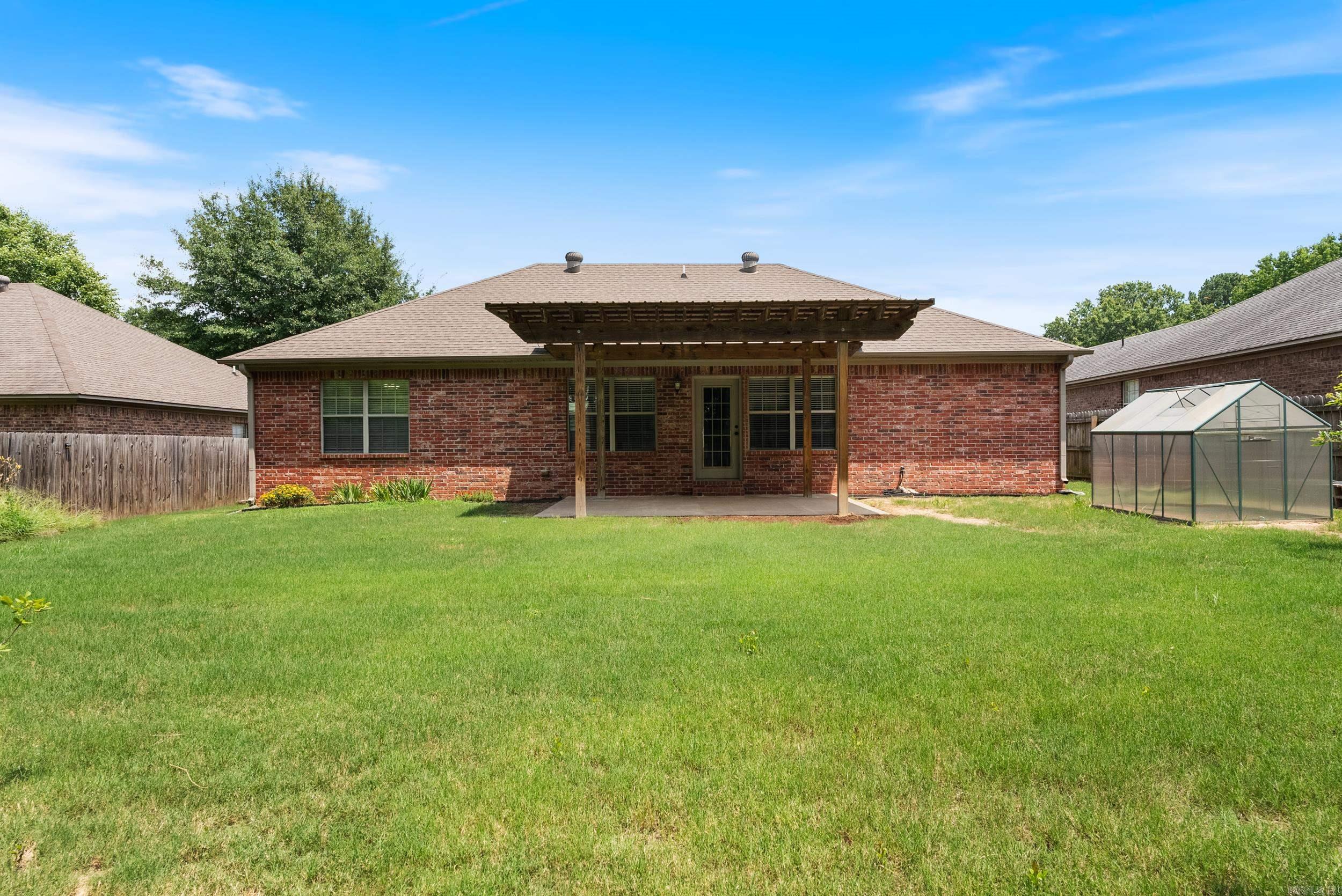 JEREMY COVE - Residential