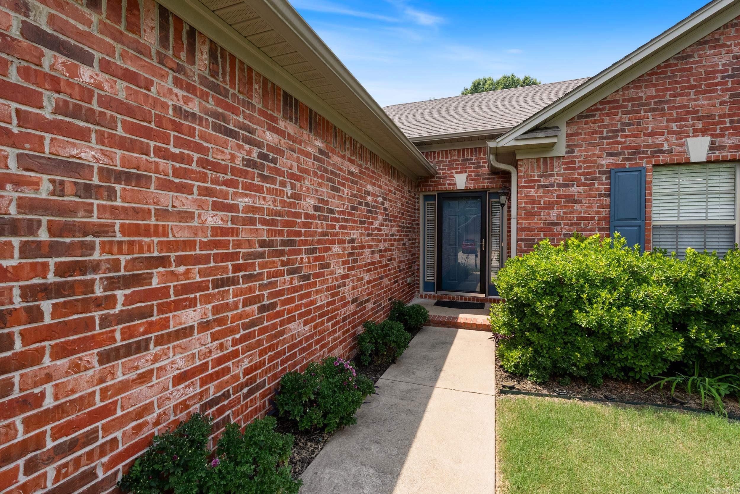 JEREMY COVE - Residential