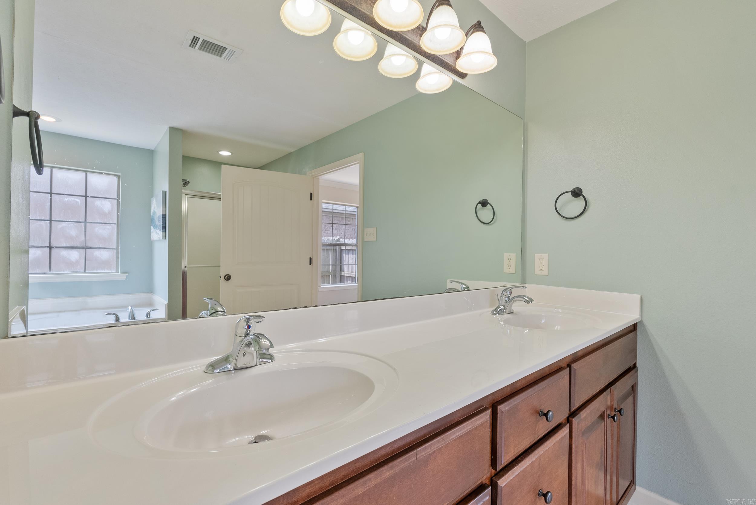 JEREMY COVE - Residential