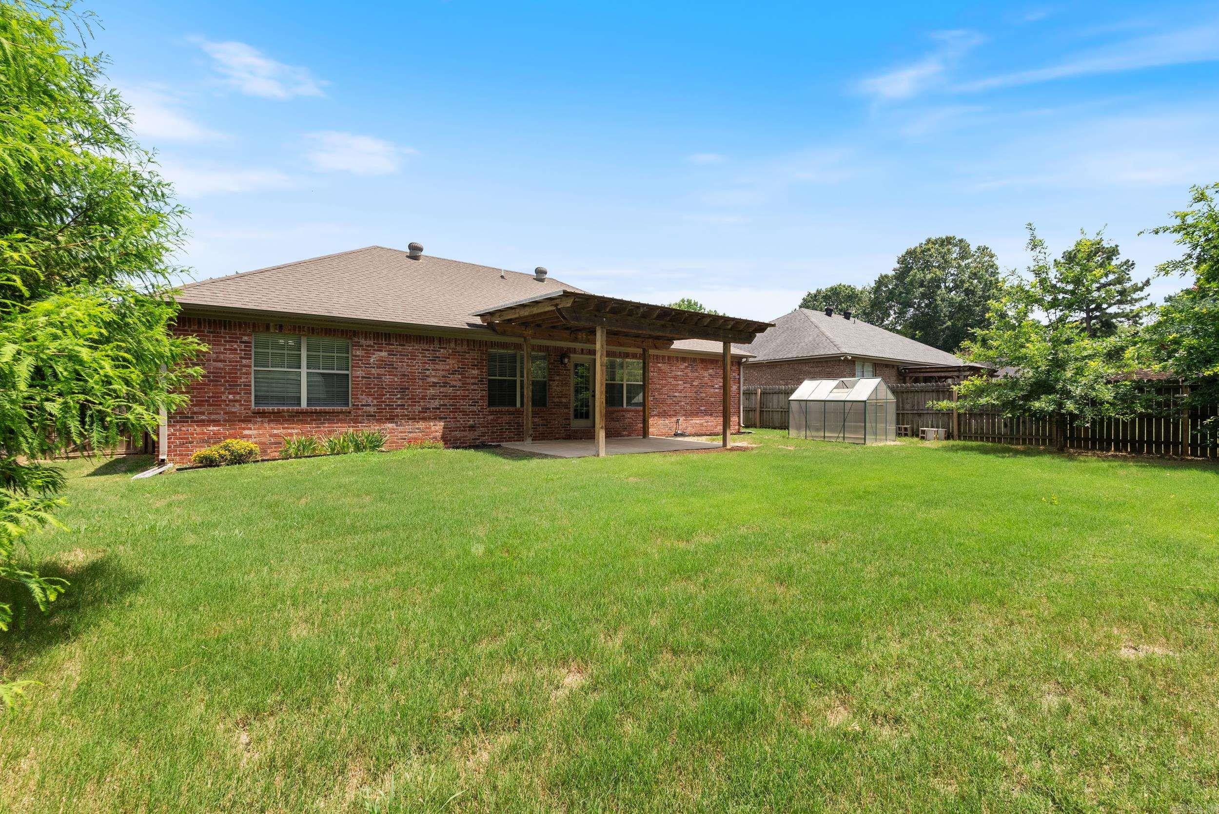 JEREMY COVE - Residential