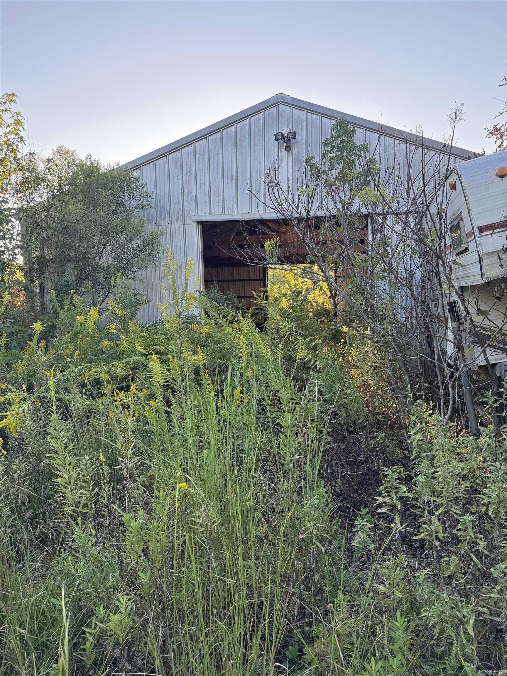 Metes & Bounds - Land