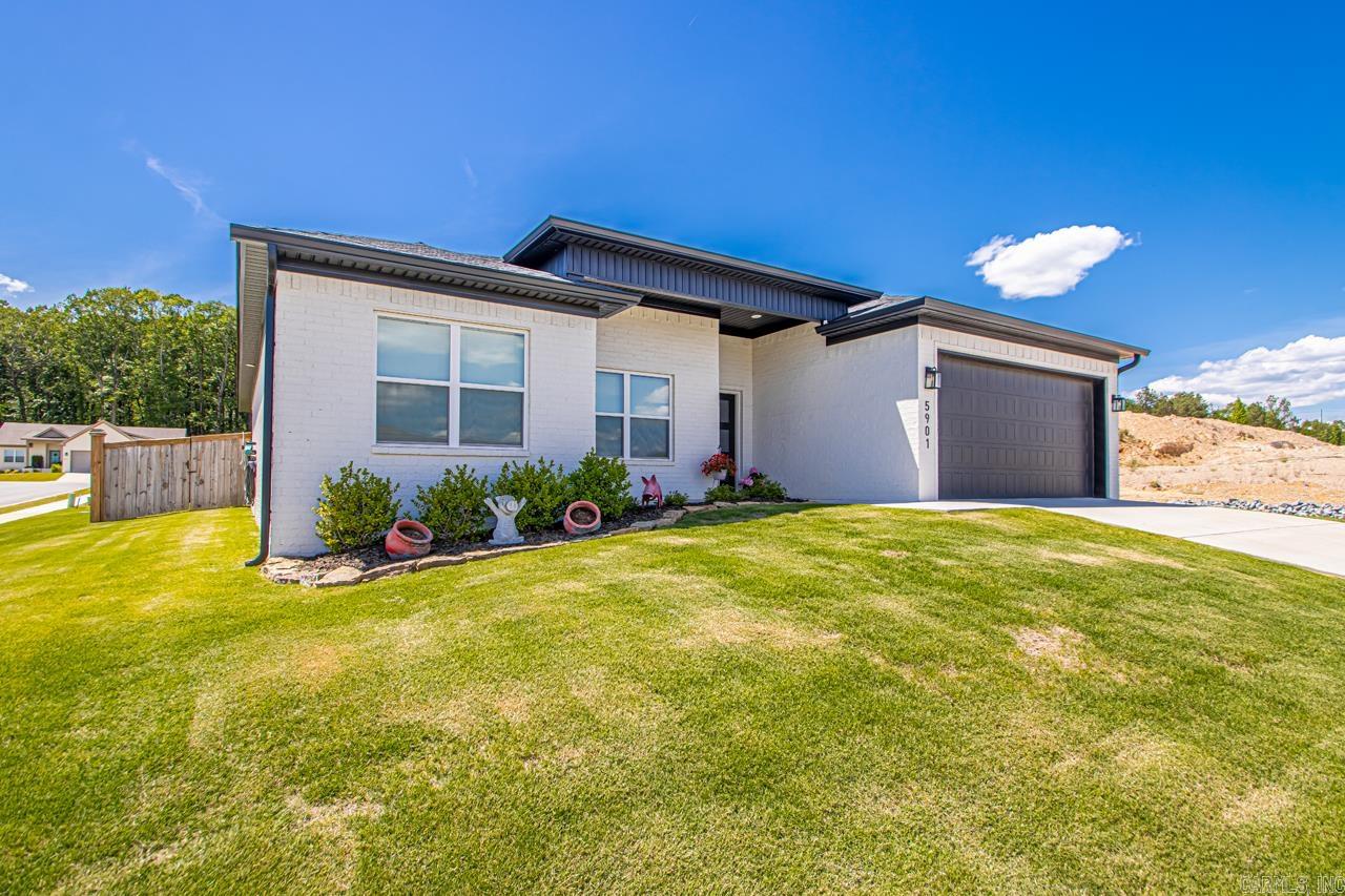 Lombard Heights - Residential