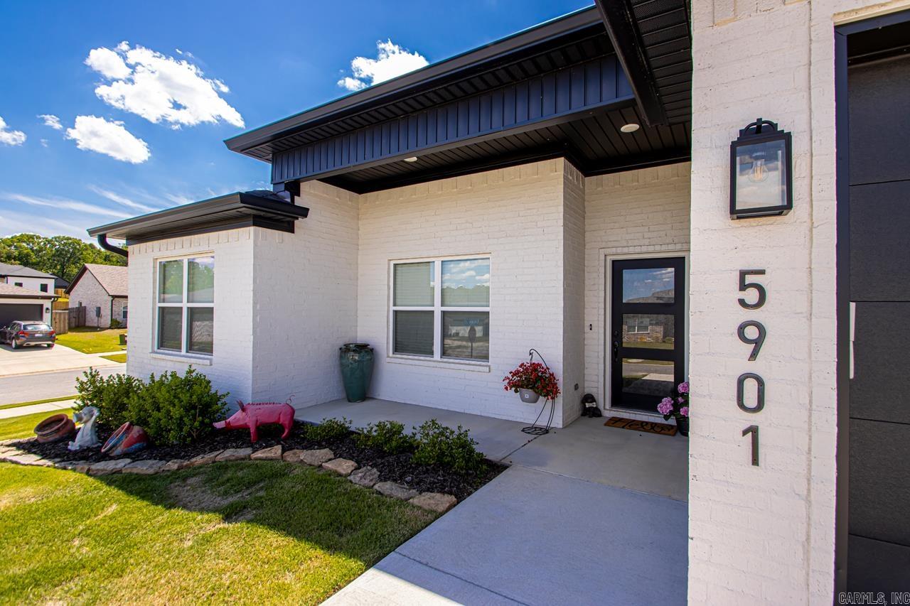 Lombard Heights - Residential