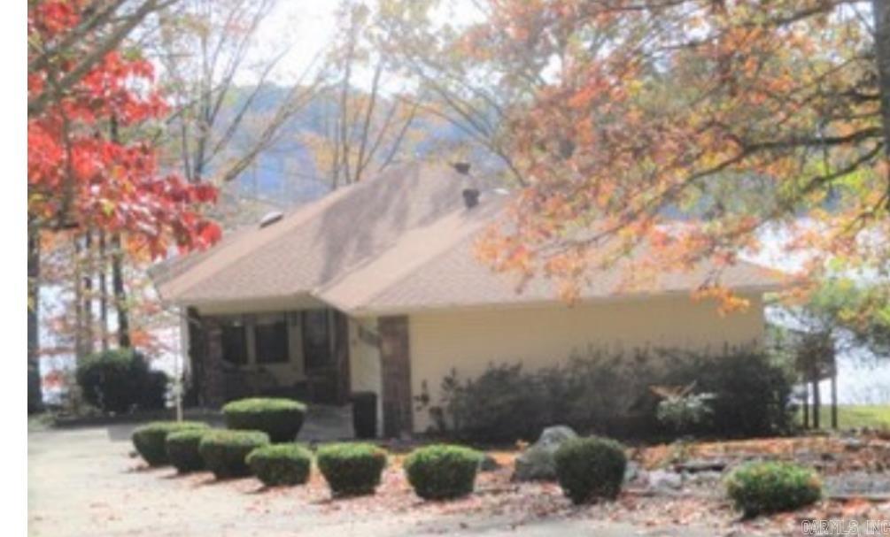 EMPINADO - Residential