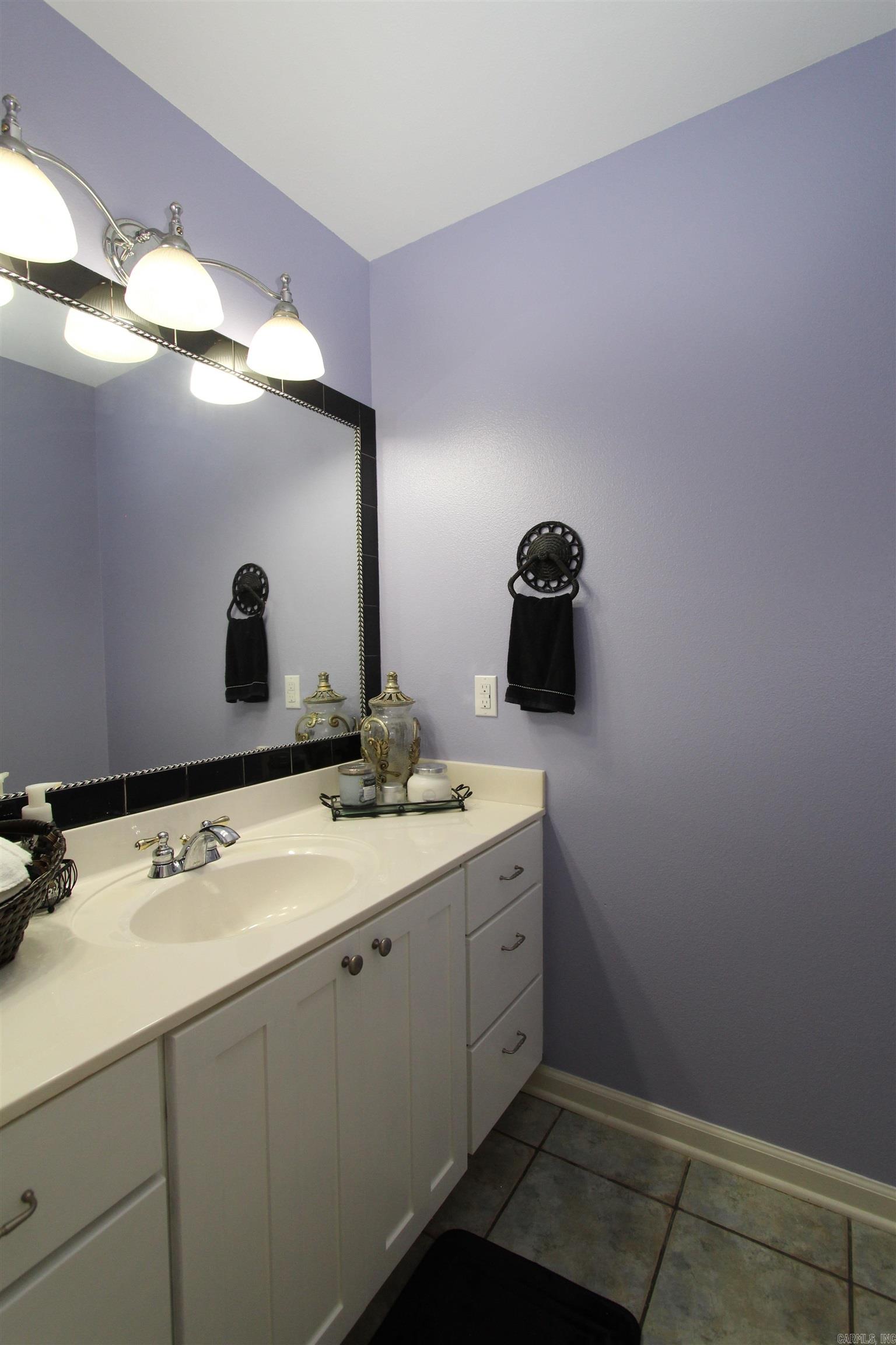 MAJESTIC LAKE VILLAGE TOWNHOMES - Residential