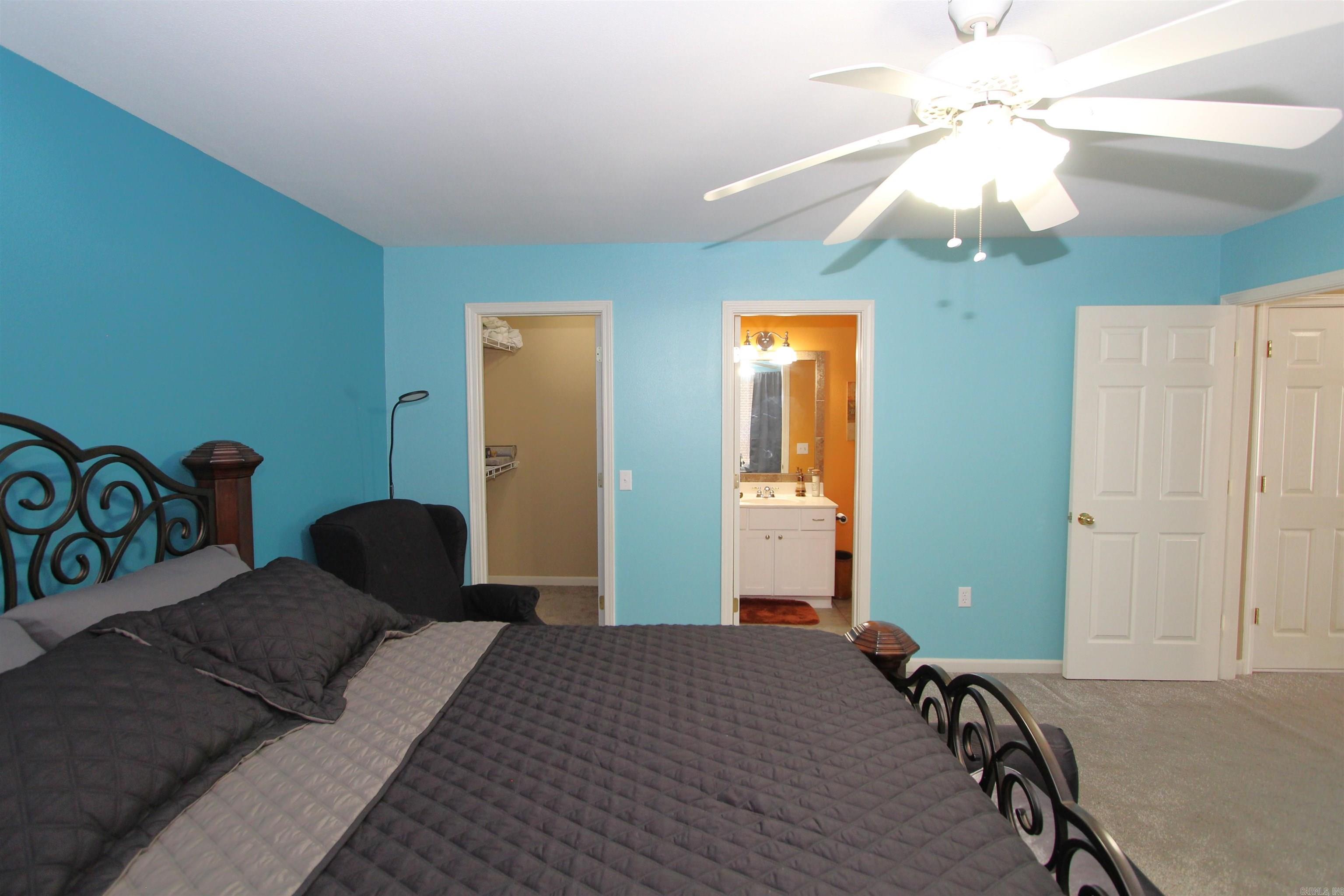 MAJESTIC LAKE VILLAGE TOWNHOMES - Residential