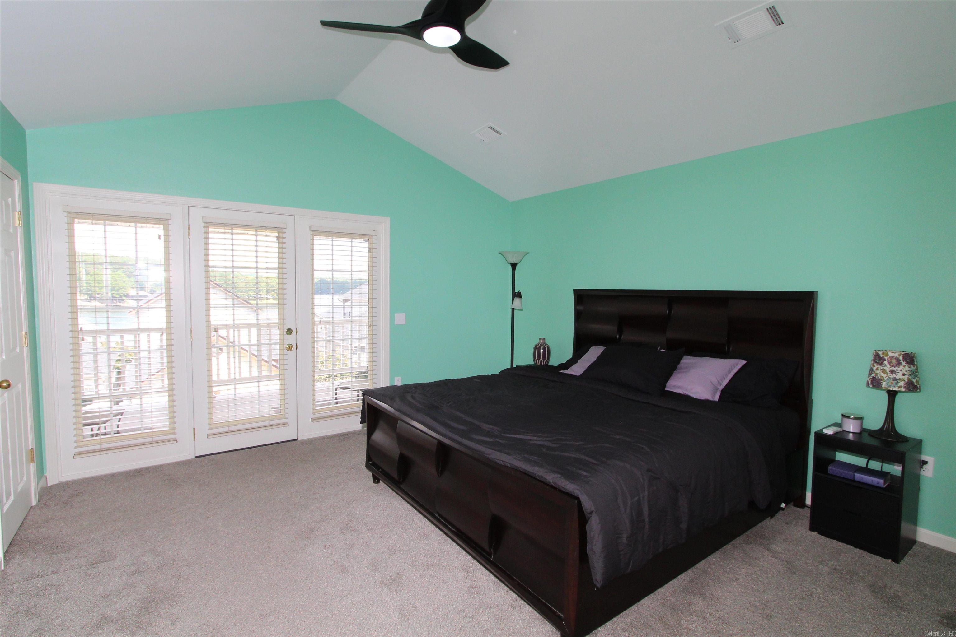 MAJESTIC LAKE VILLAGE TOWNHOMES - Residential