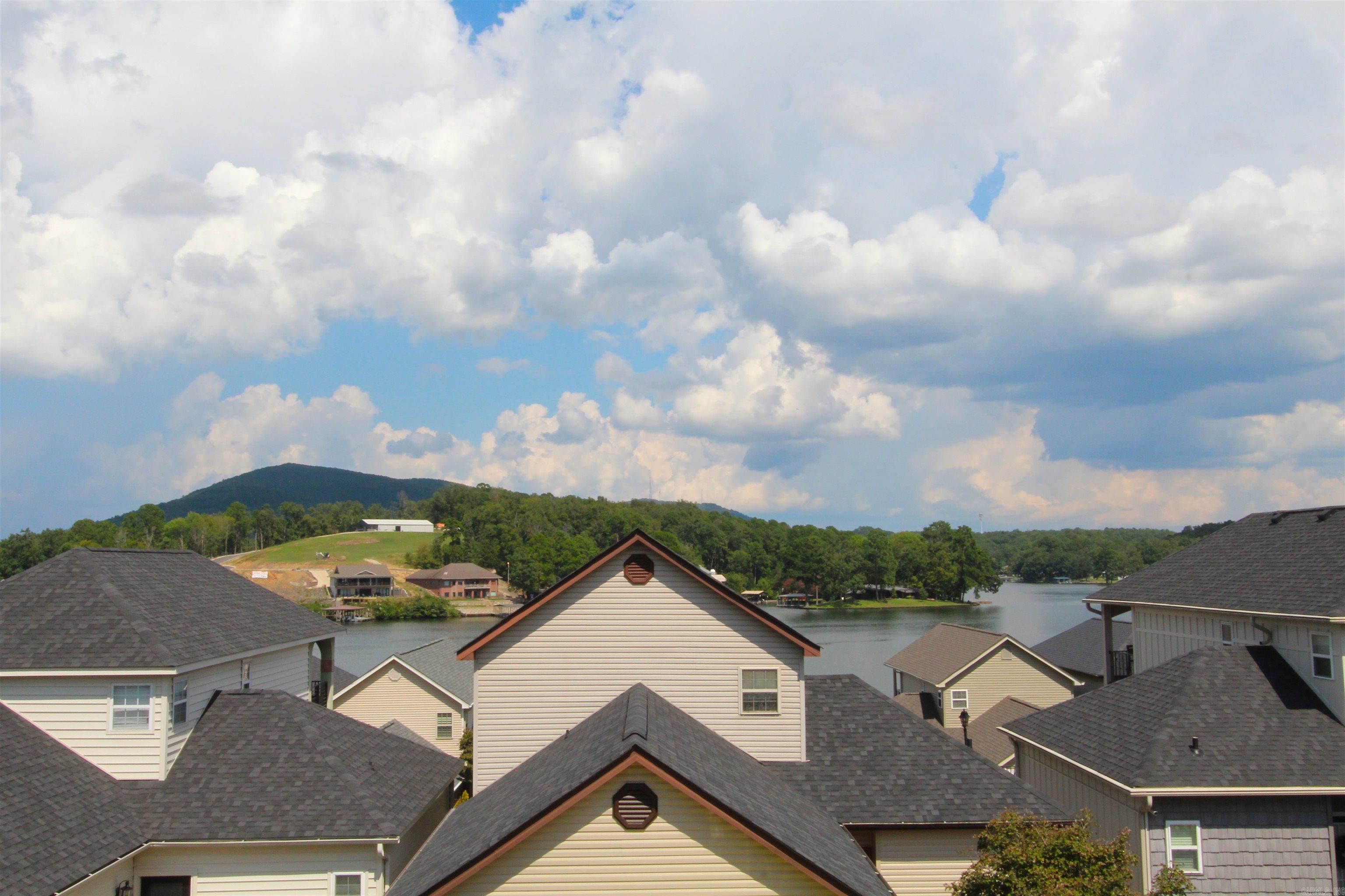 MAJESTIC LAKE VILLAGE TOWNHOMES - Residential