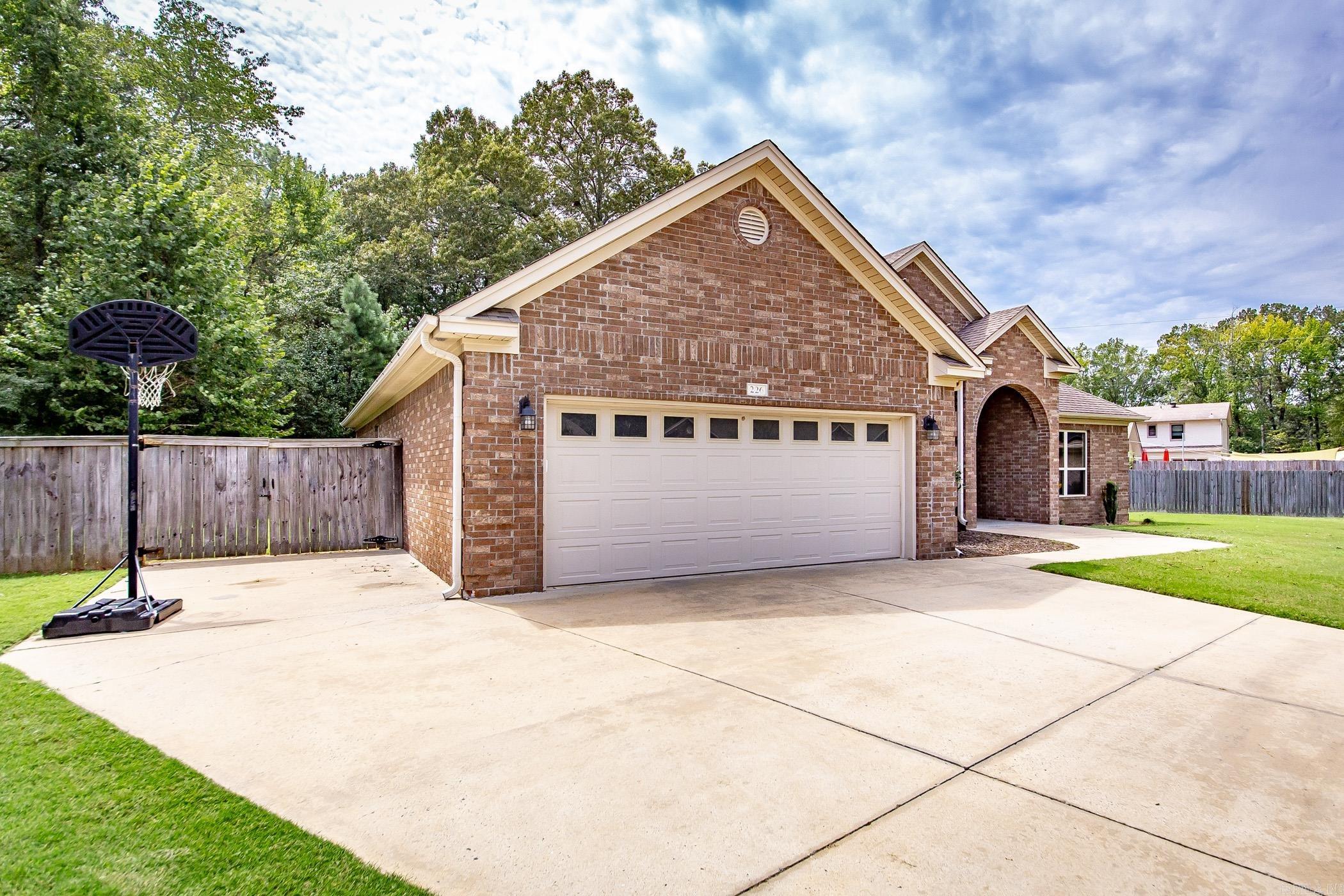 JACKSON PARK - Residential