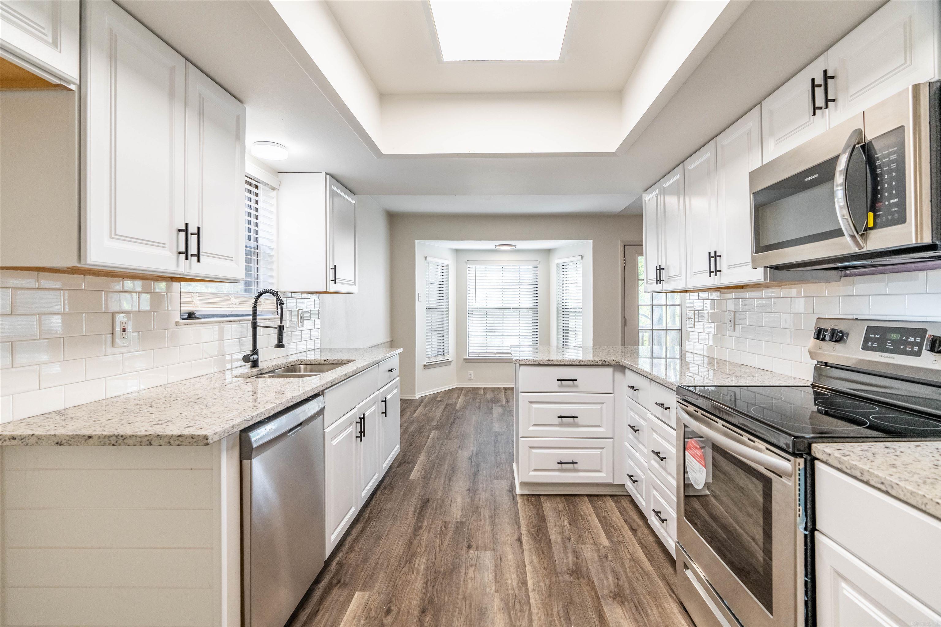 INDIAN HILLS - Residential