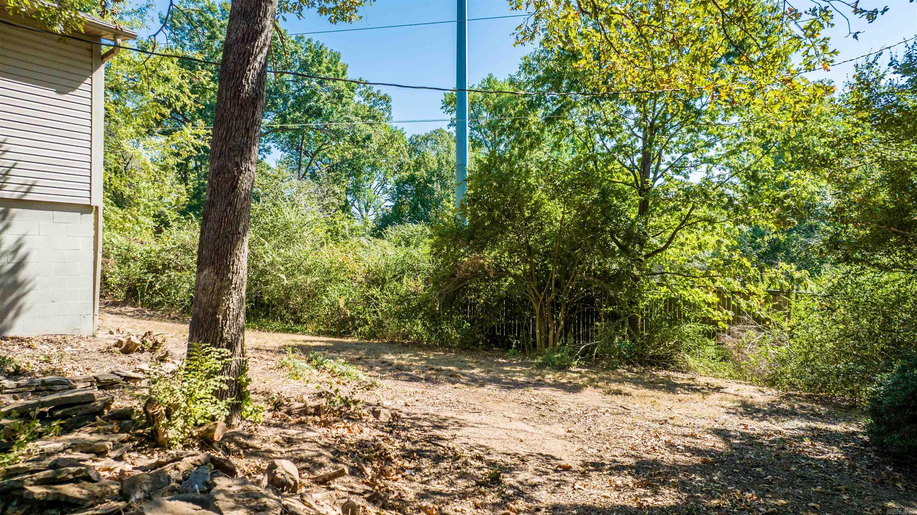 INDIAN HILLS - Residential