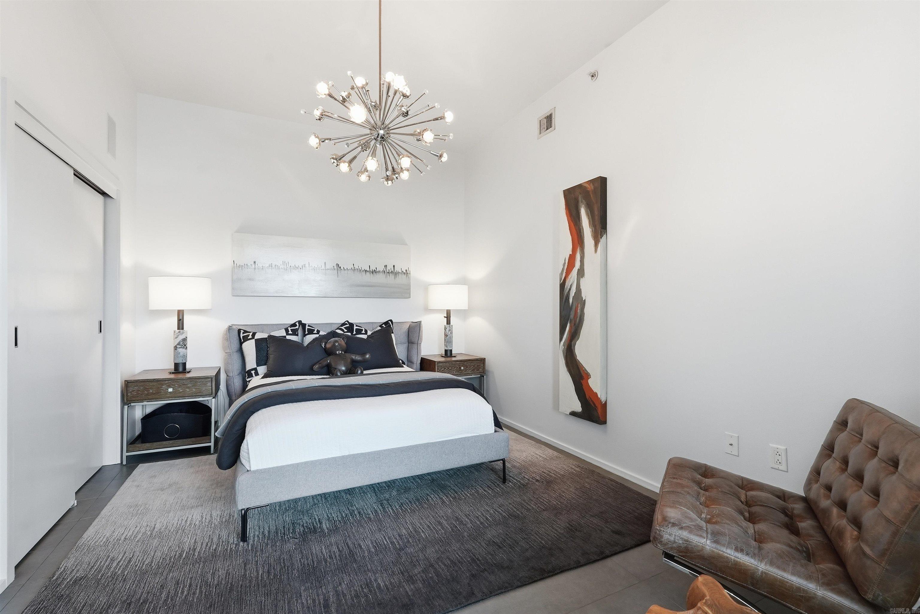 300 THIRD HPR - Residential