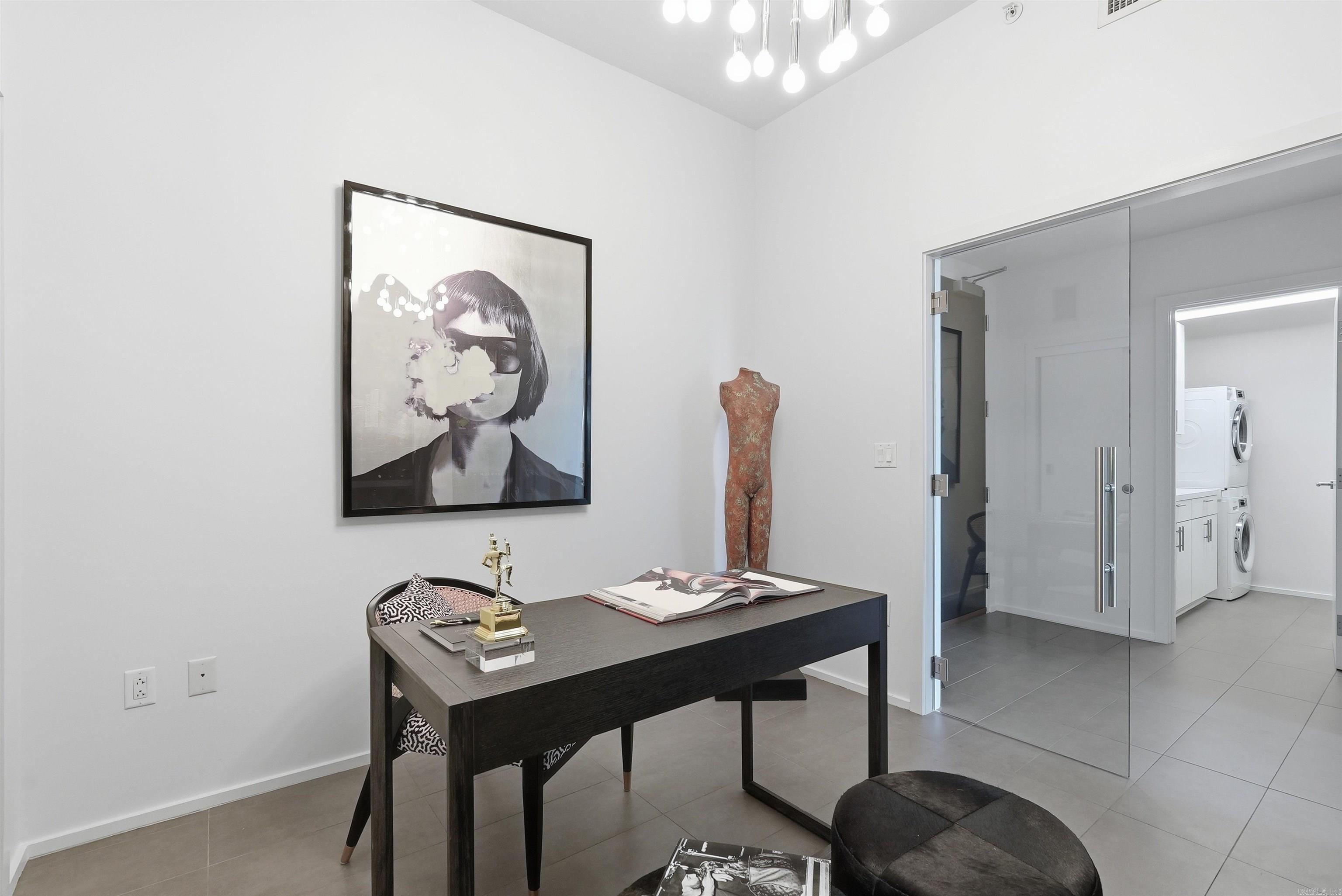 300 THIRD HPR - Residential