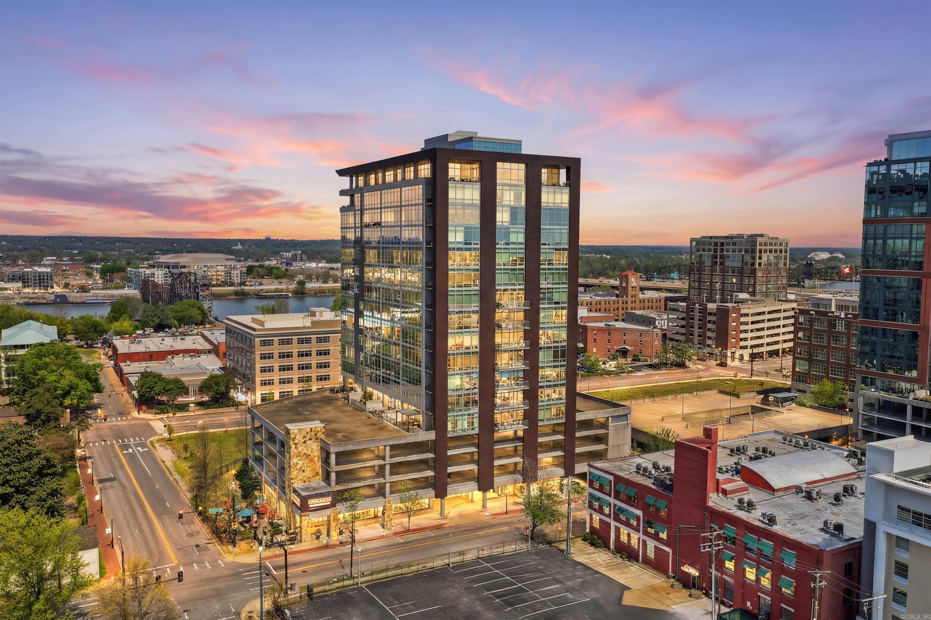 300 THIRD HPR - Residential