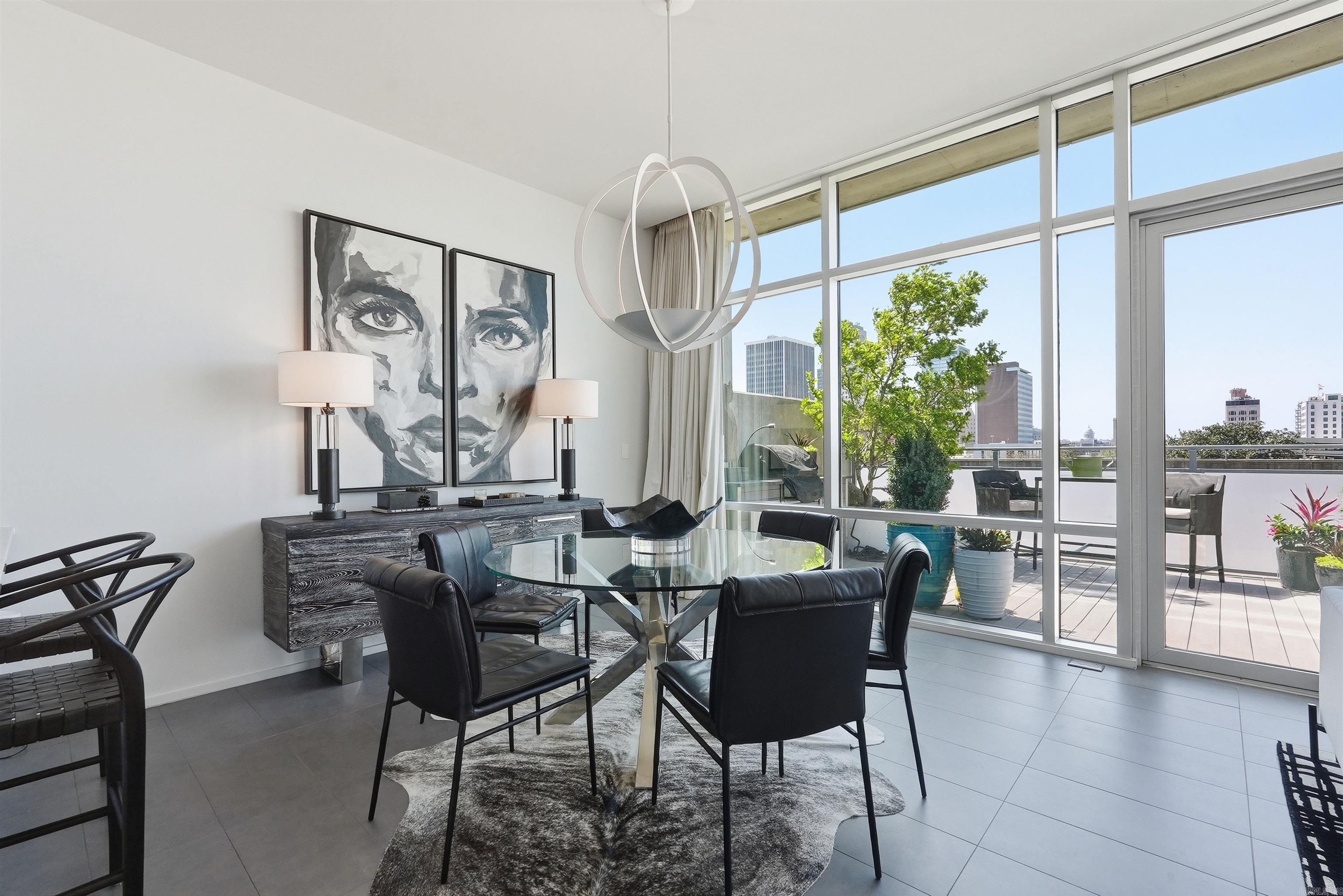 300 THIRD HPR - Residential