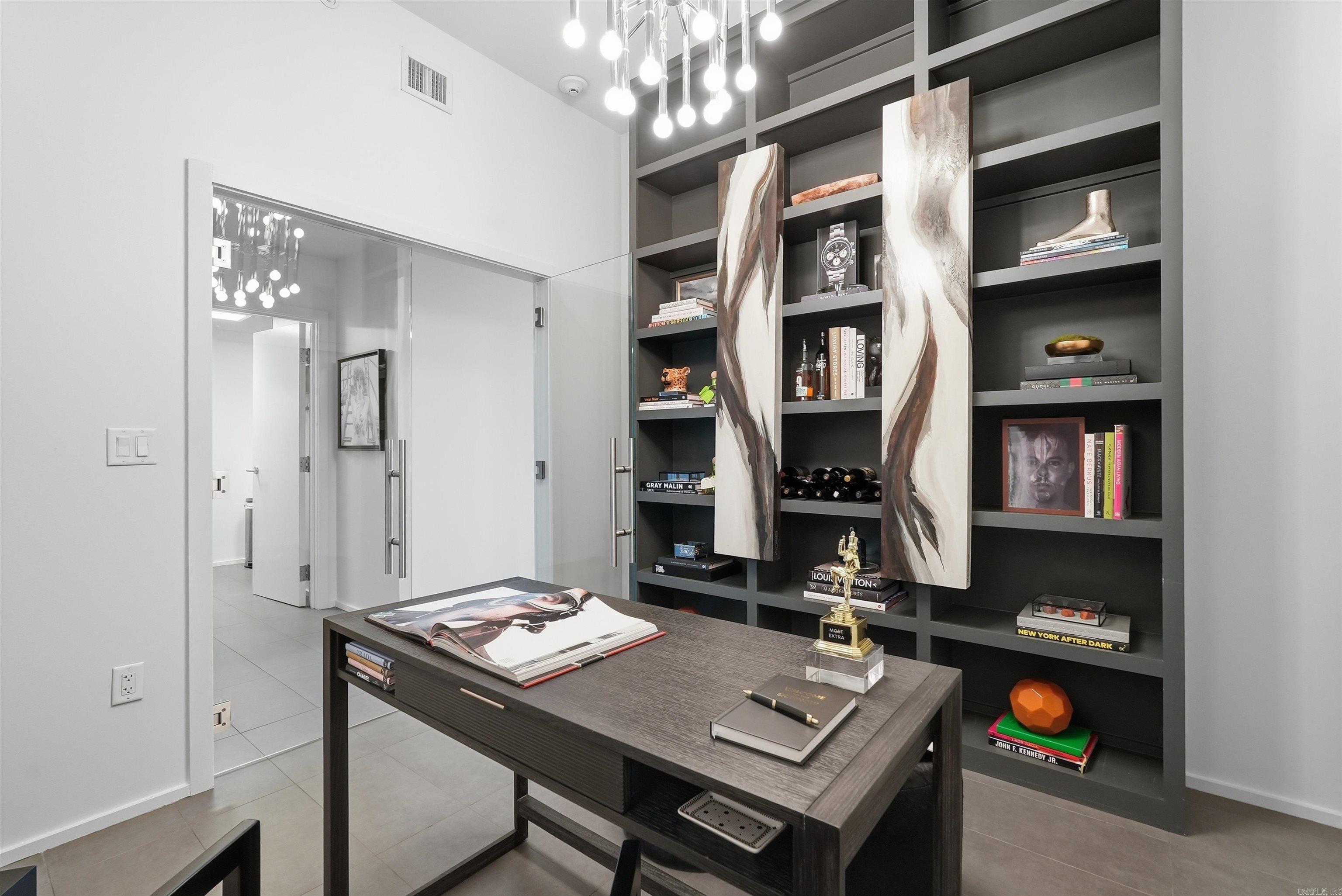 300 THIRD HPR - Residential