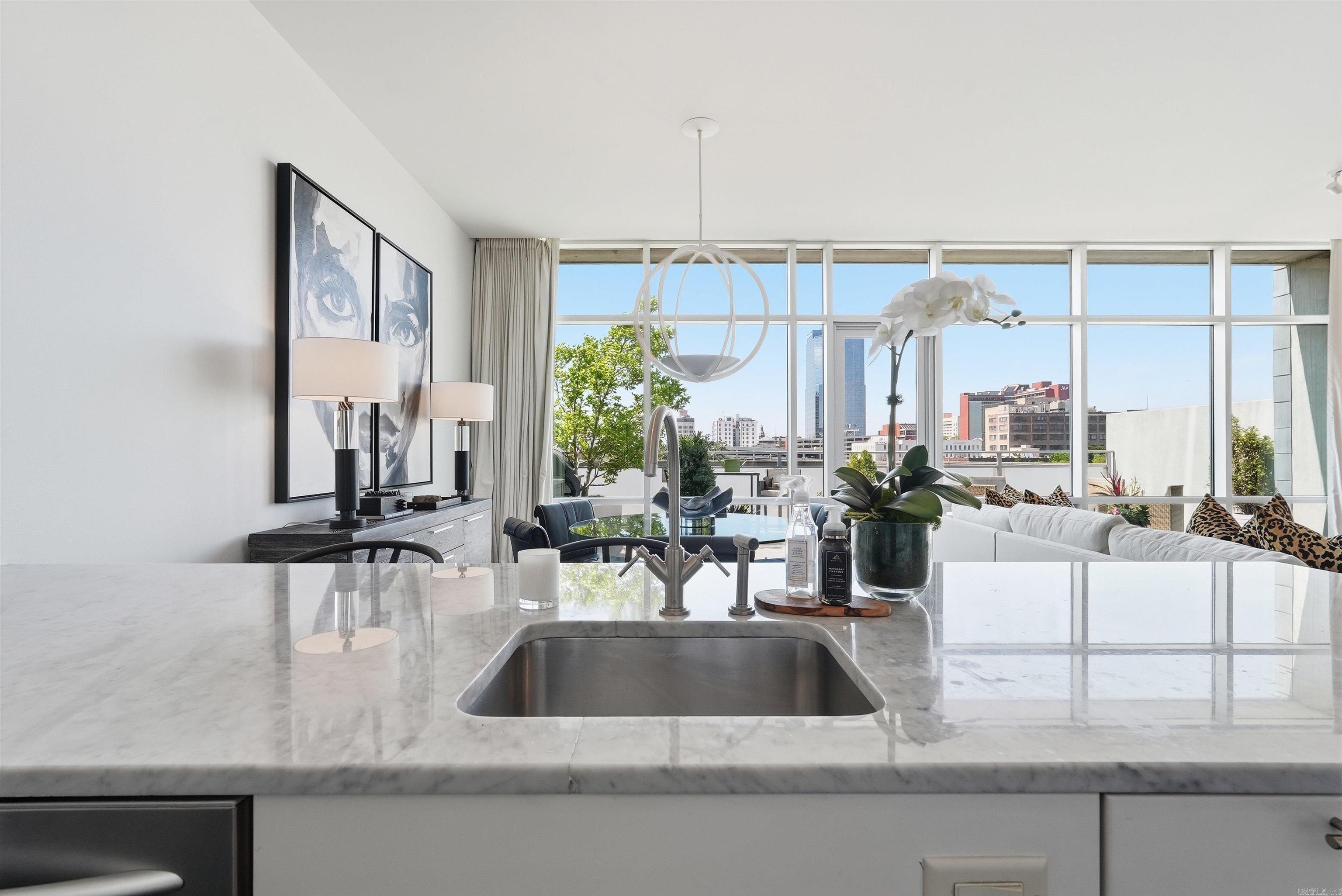 300 THIRD HPR - Residential