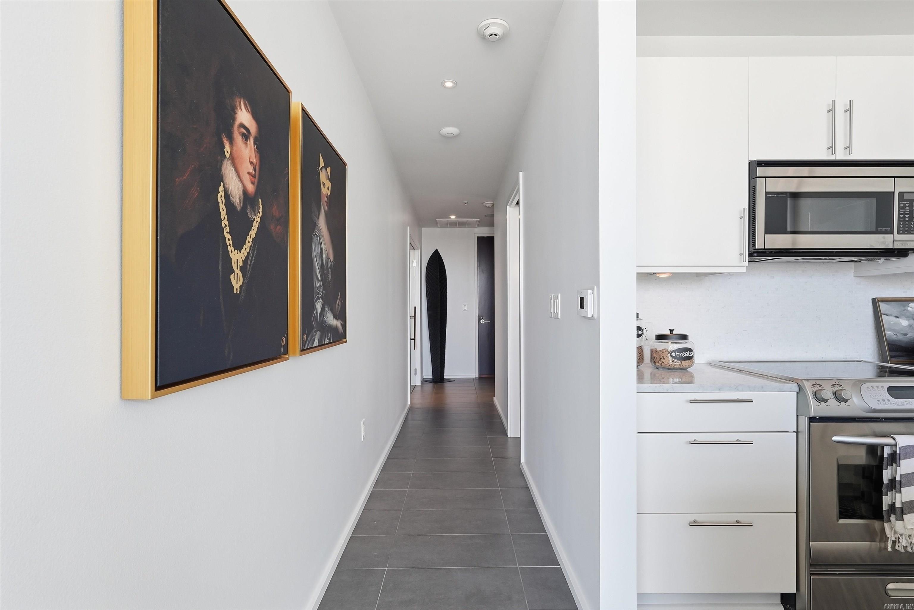 300 THIRD HPR - Residential