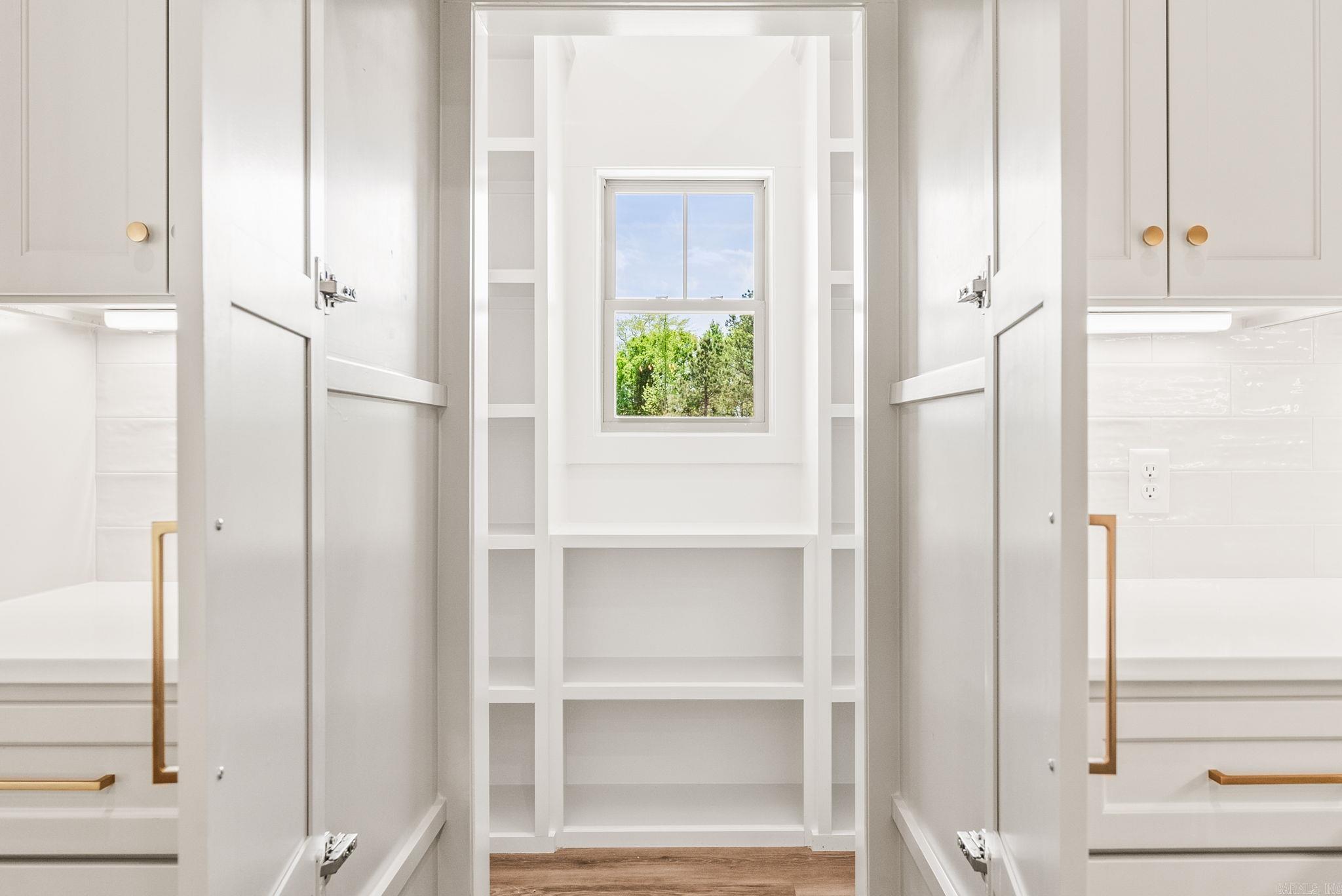 COYOTE RIDGE - Residential