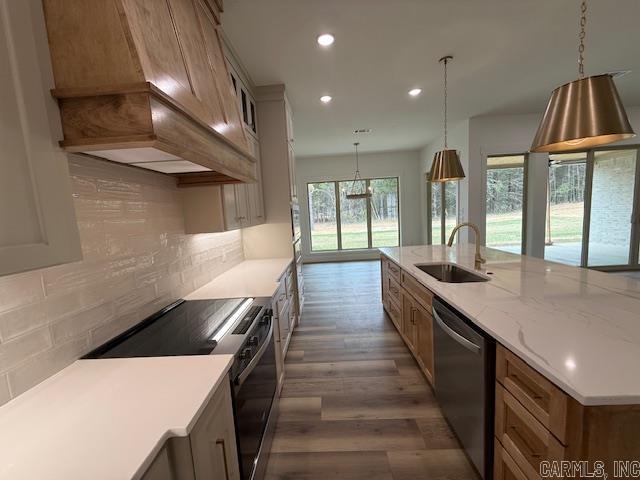 COYOTE RIDGE - Residential