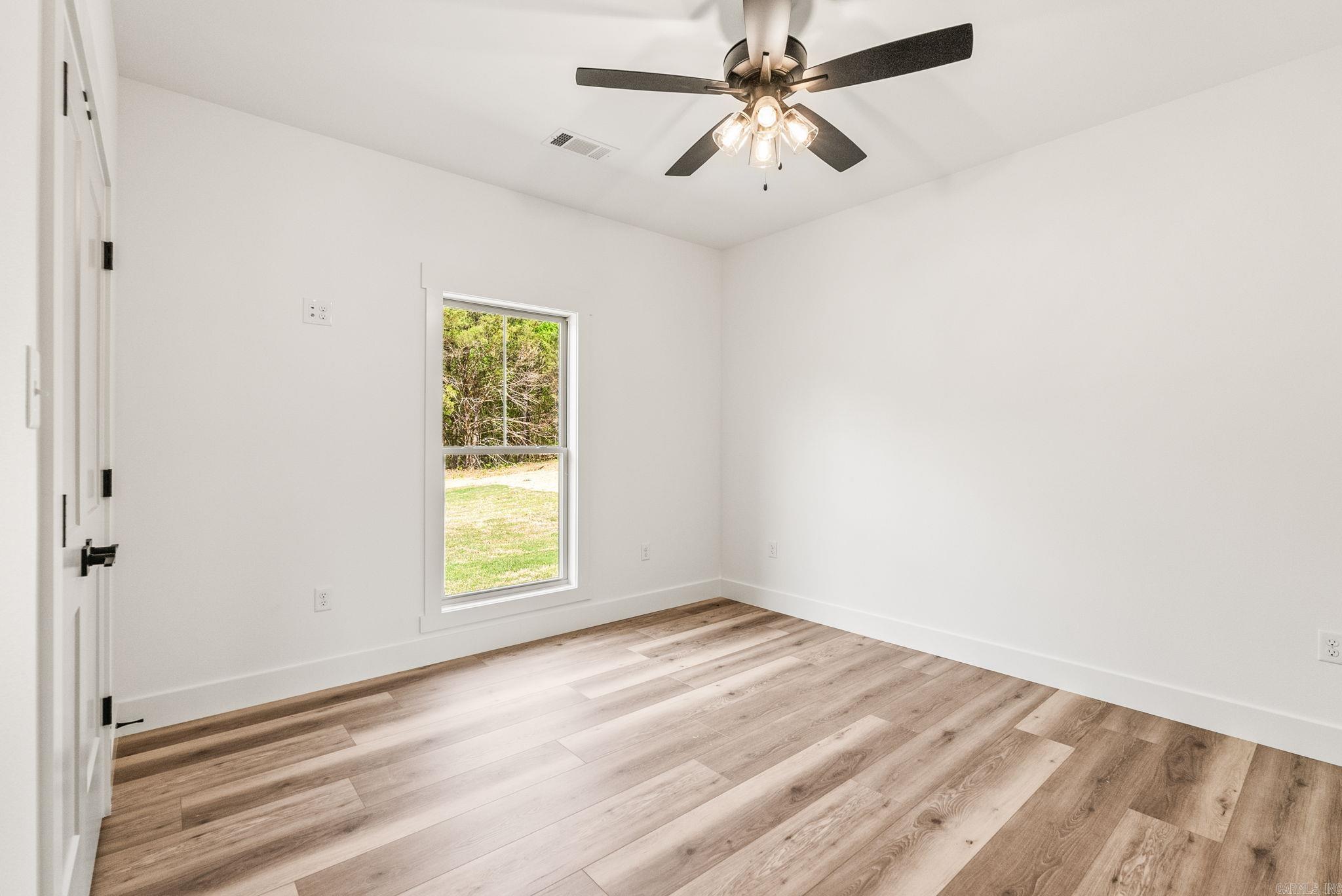 COYOTE RIDGE - Residential