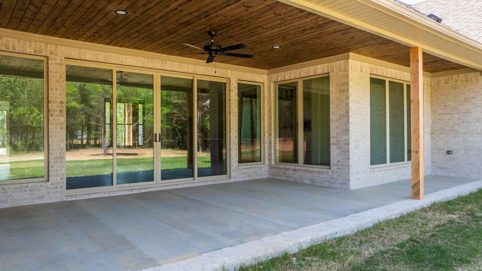 COYOTE RIDGE - Residential