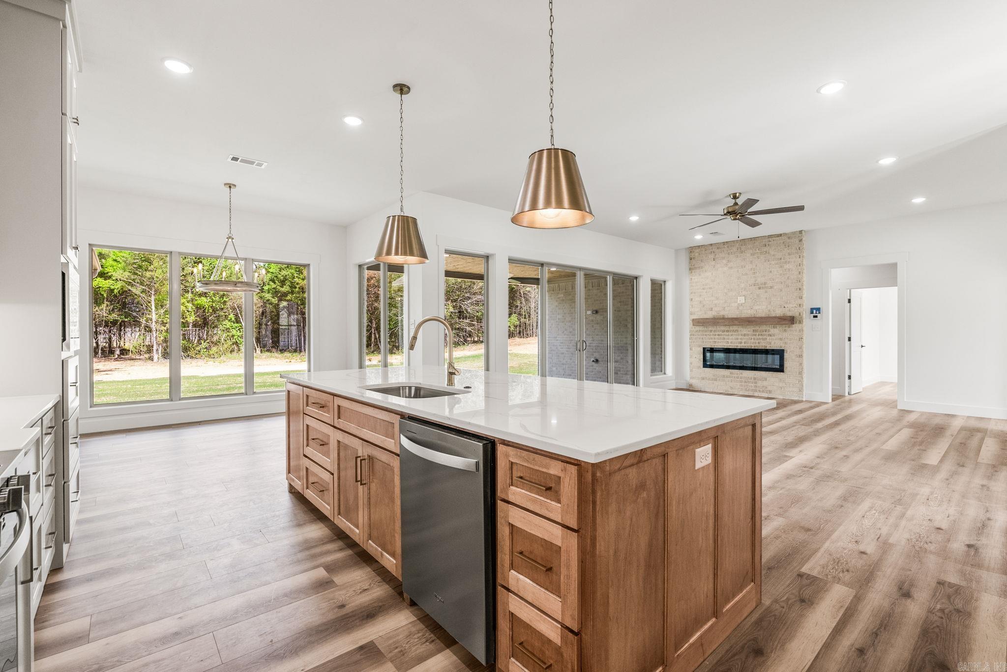 COYOTE RIDGE - Residential