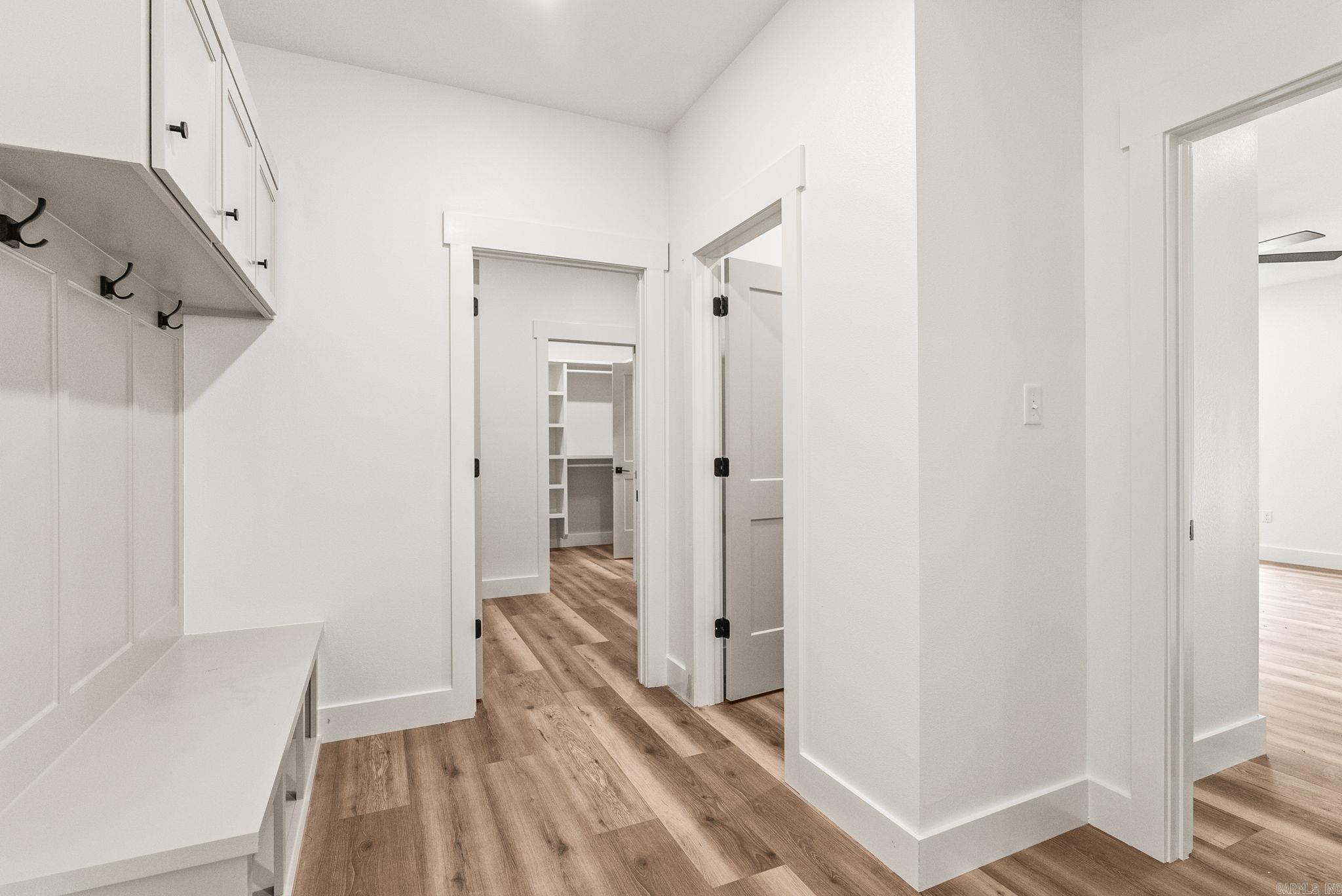 COYOTE RIDGE - Residential