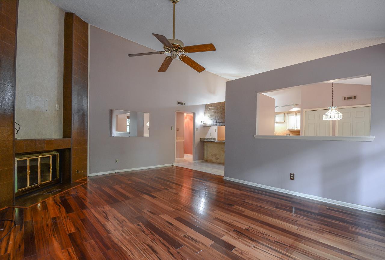 TIMBER RIDGE - Residential